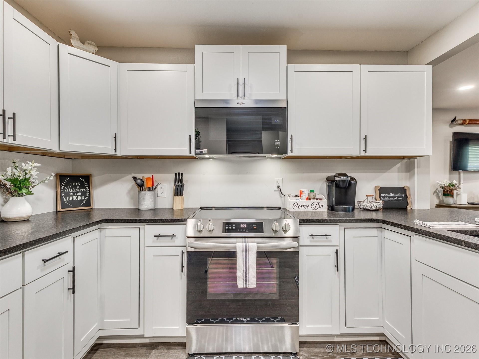 3819 E 15th Street Property Photo 11