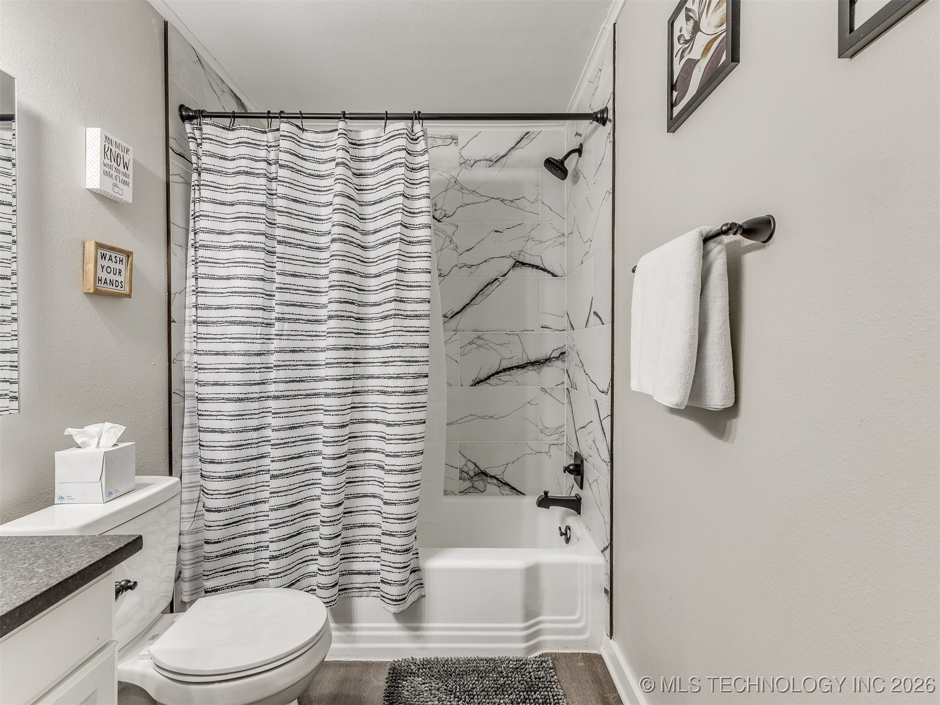 3819 E 15th Street Property Photo 24