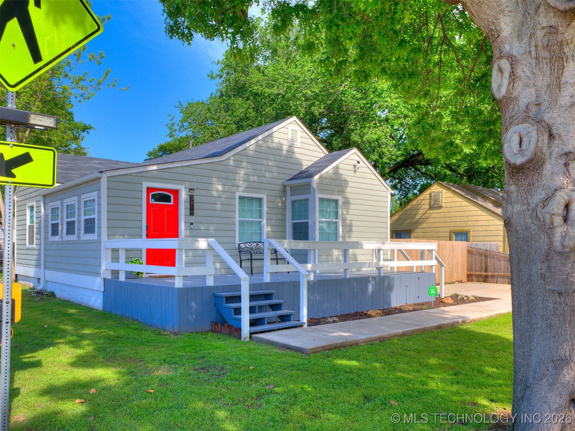 3819 E 15th Street Property Photo 26