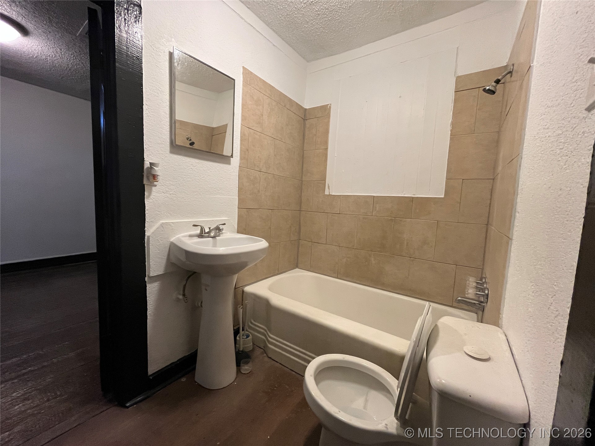 1503 E Virgin Street Property Photo 6