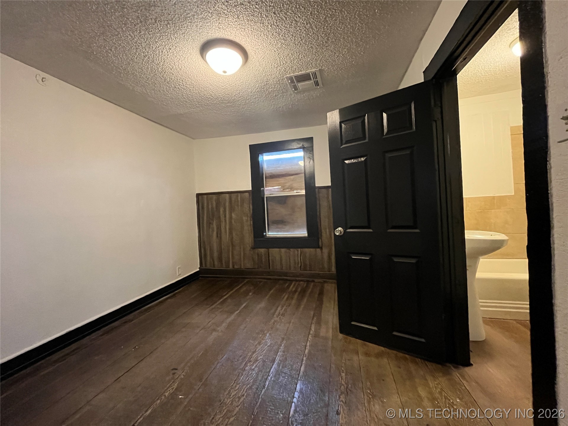 1503 E Virgin Street Property Photo 8