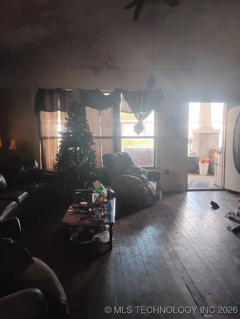 307 Hanover Property Photo 9