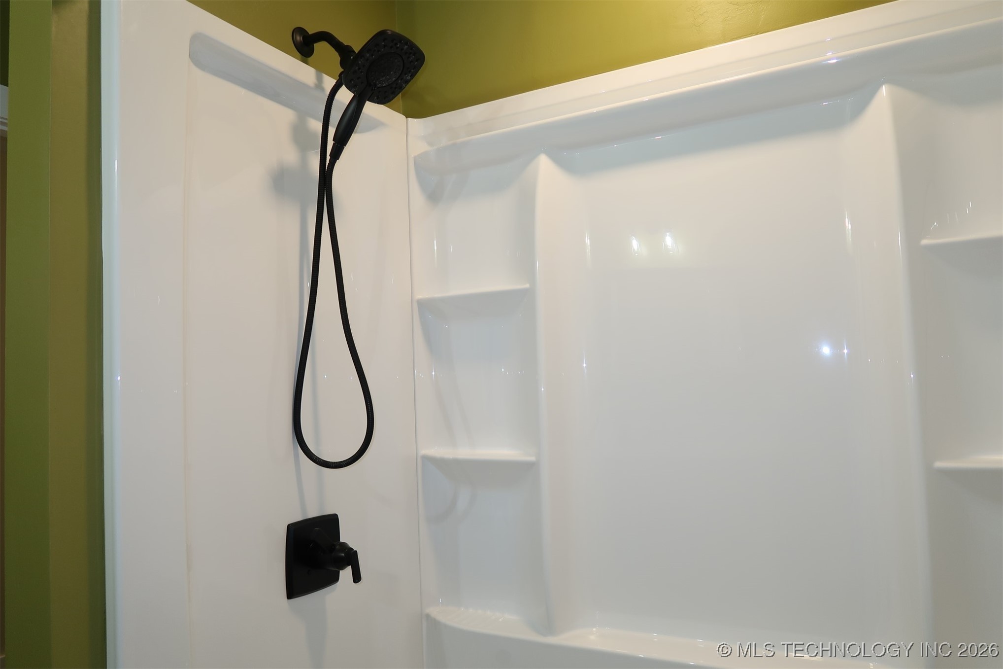 380 Basswood Drive Property Photo 18