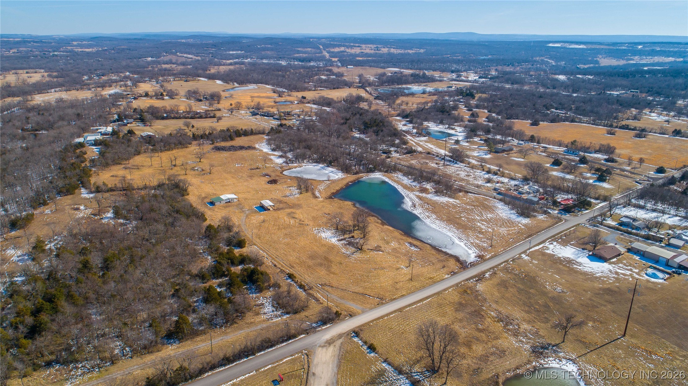 516 E Krebs Lake Road Property Photo 4