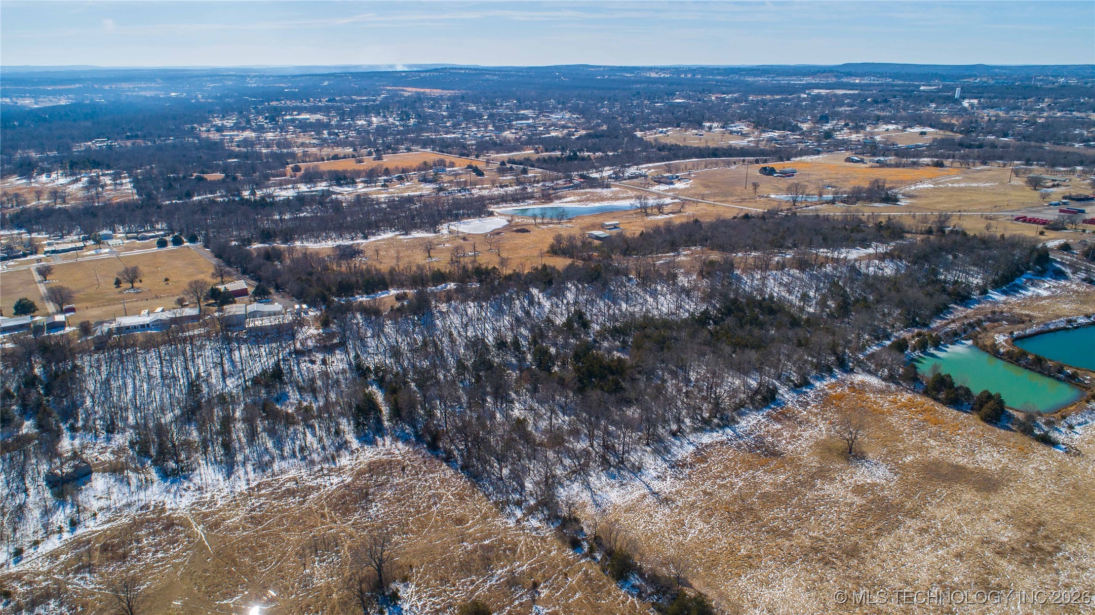 516 E Krebs Lake Road Property Photo 5
