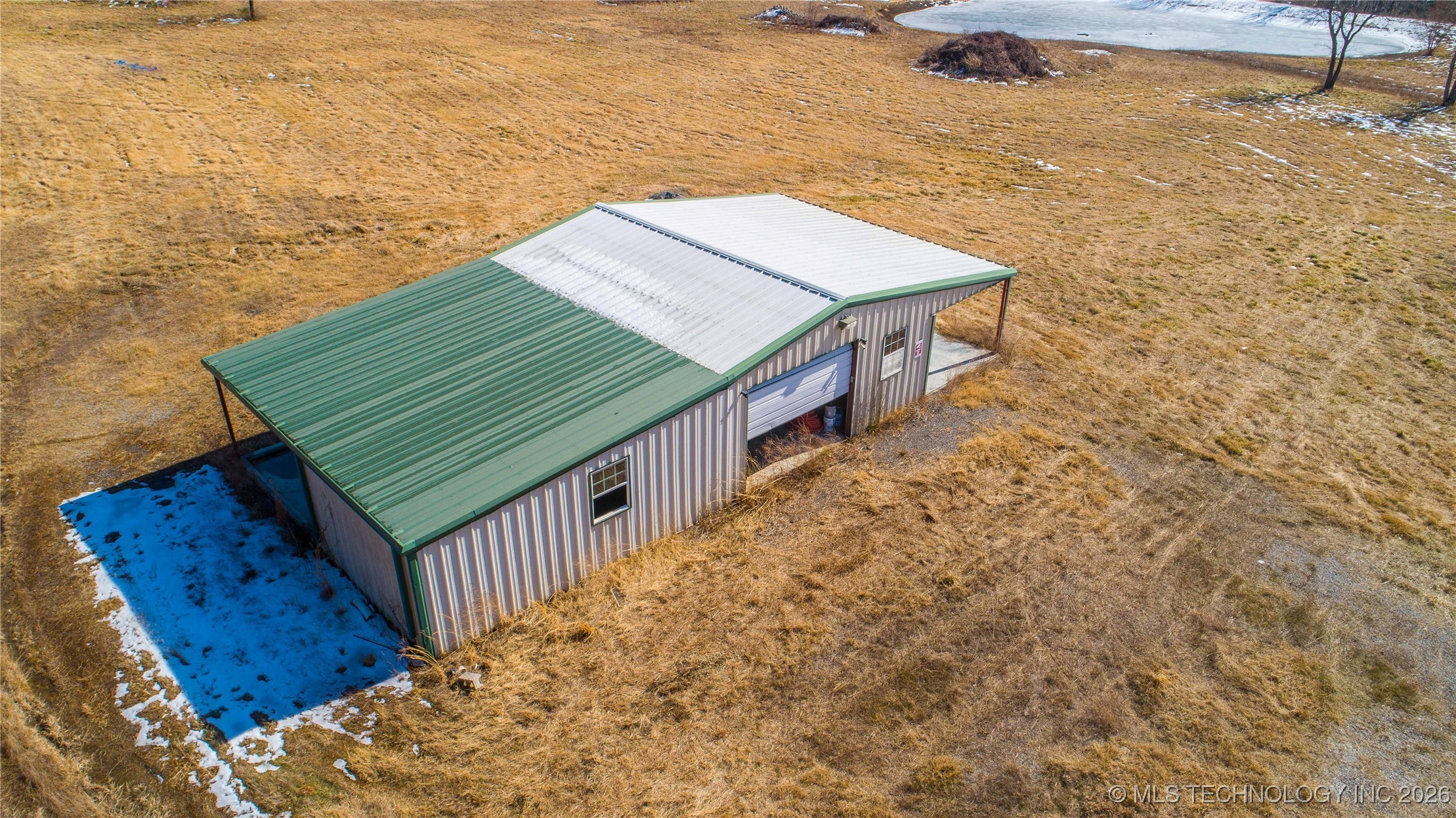 516 E Krebs Lake Road Property Photo 12