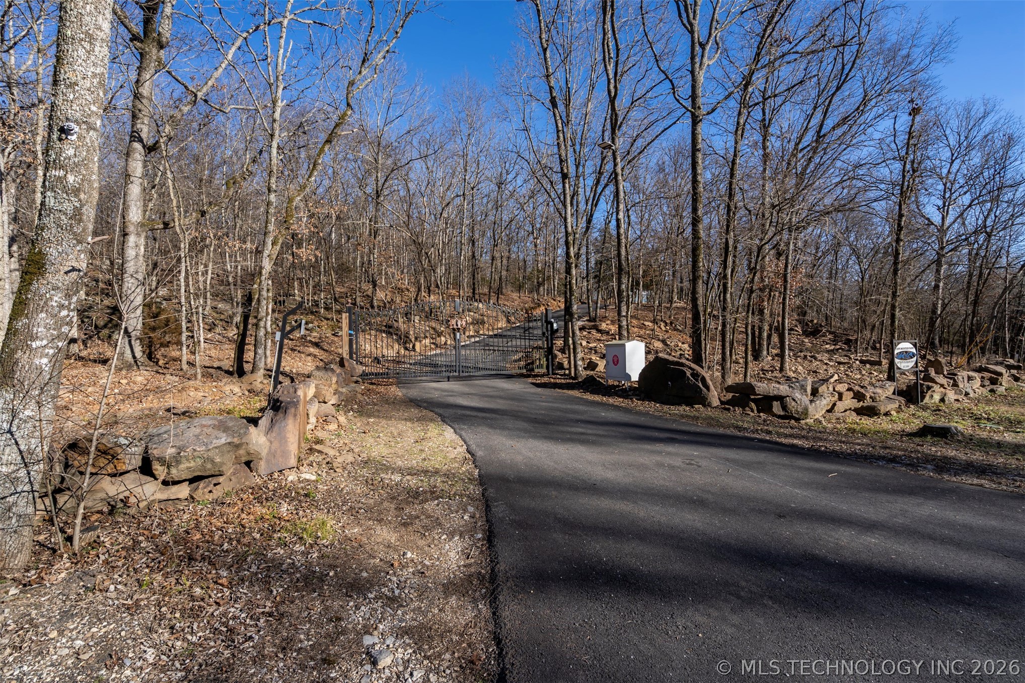 10704 N Jackson Highway Property Photo 49