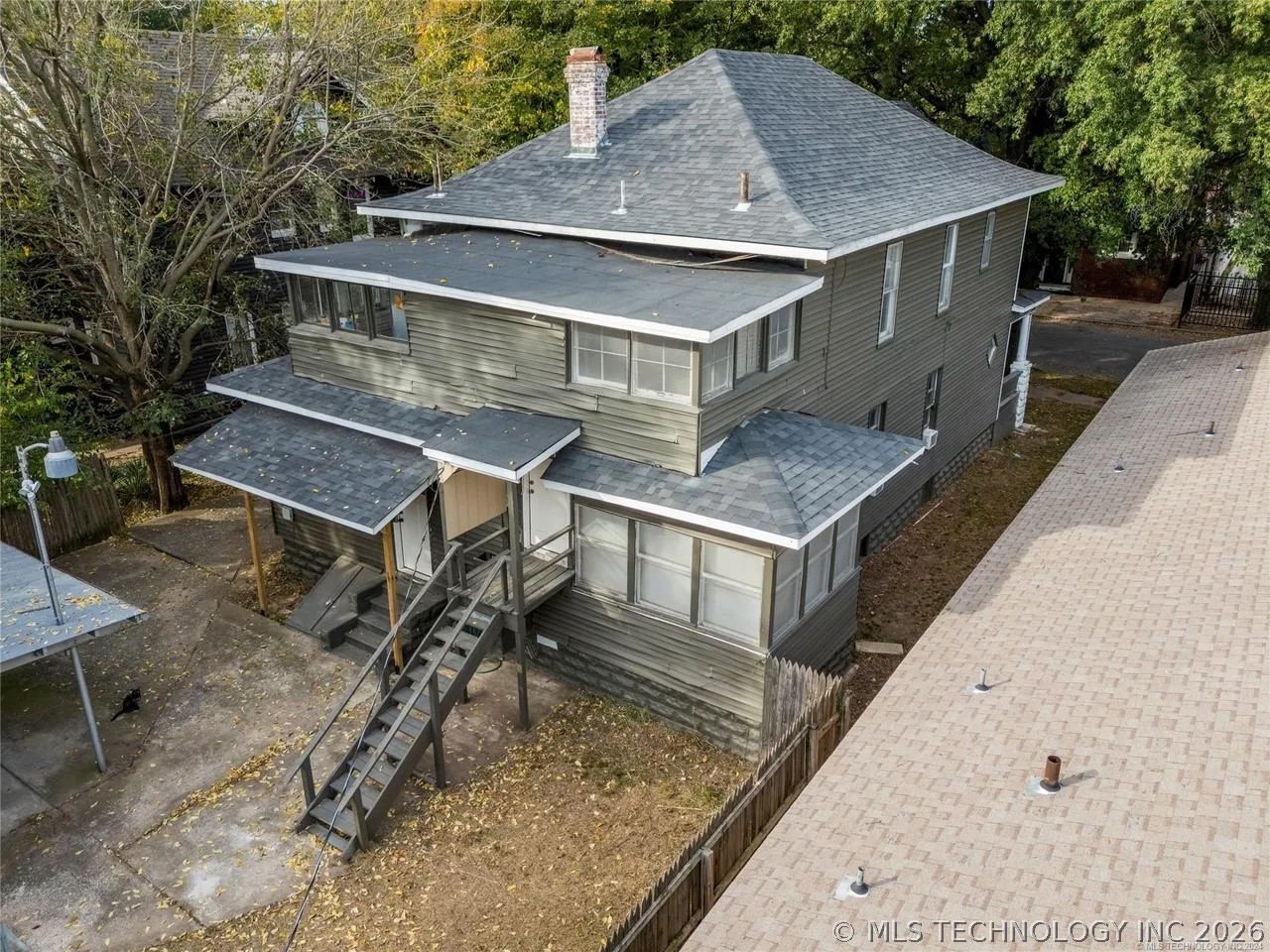 1315 S Carson Avenue Property Photo 18