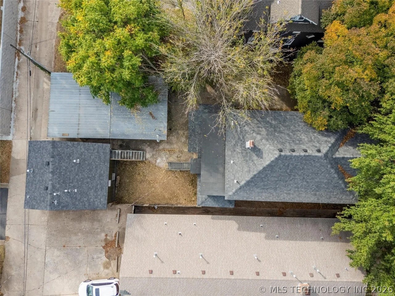 1315 S Carson Avenue Property Photo 34