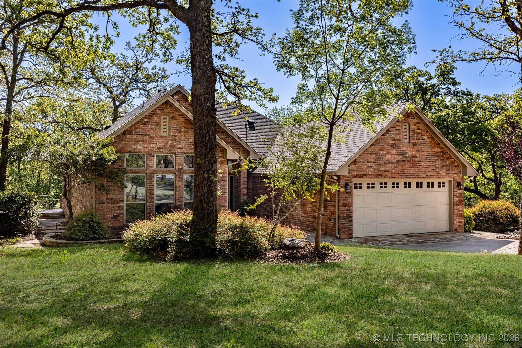 5440 Mainstay Drive Property Photo 4