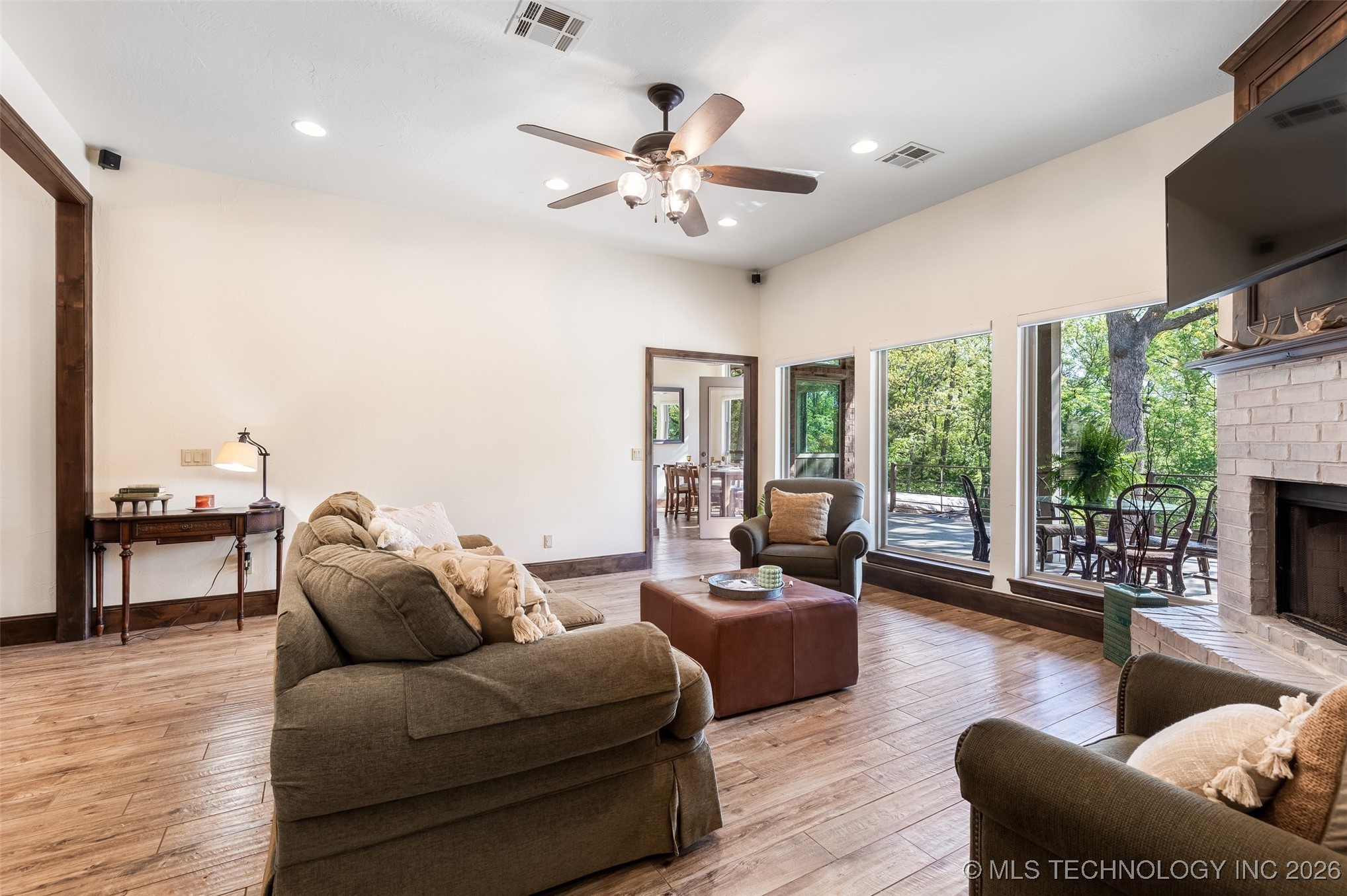 5440 Mainstay Drive Property Photo 6