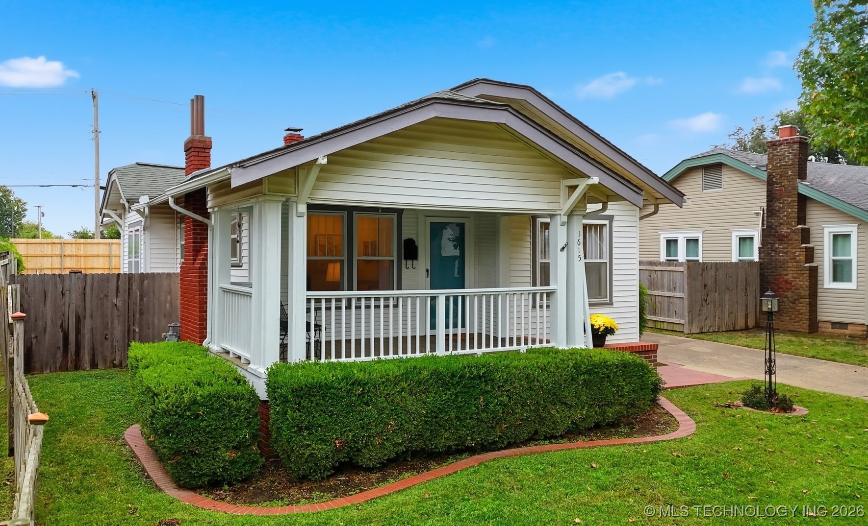 1615 S Gary Place Property Photo 2