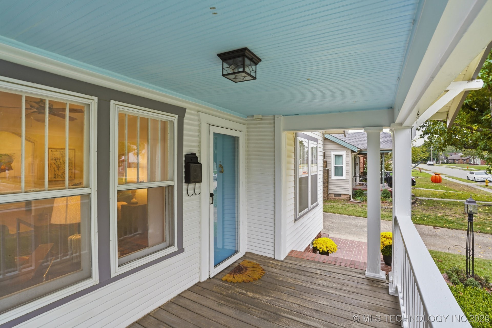 1615 S Gary Place Property Photo 4