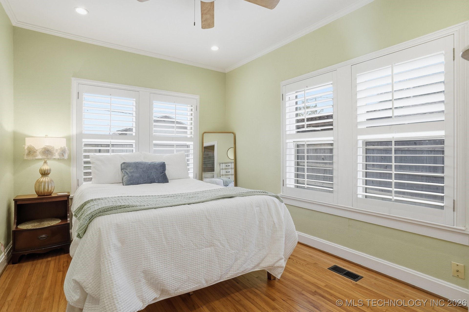 1615 S Gary Place Property Photo 17