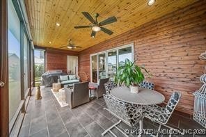 908 W 85th Street Property Photo 32