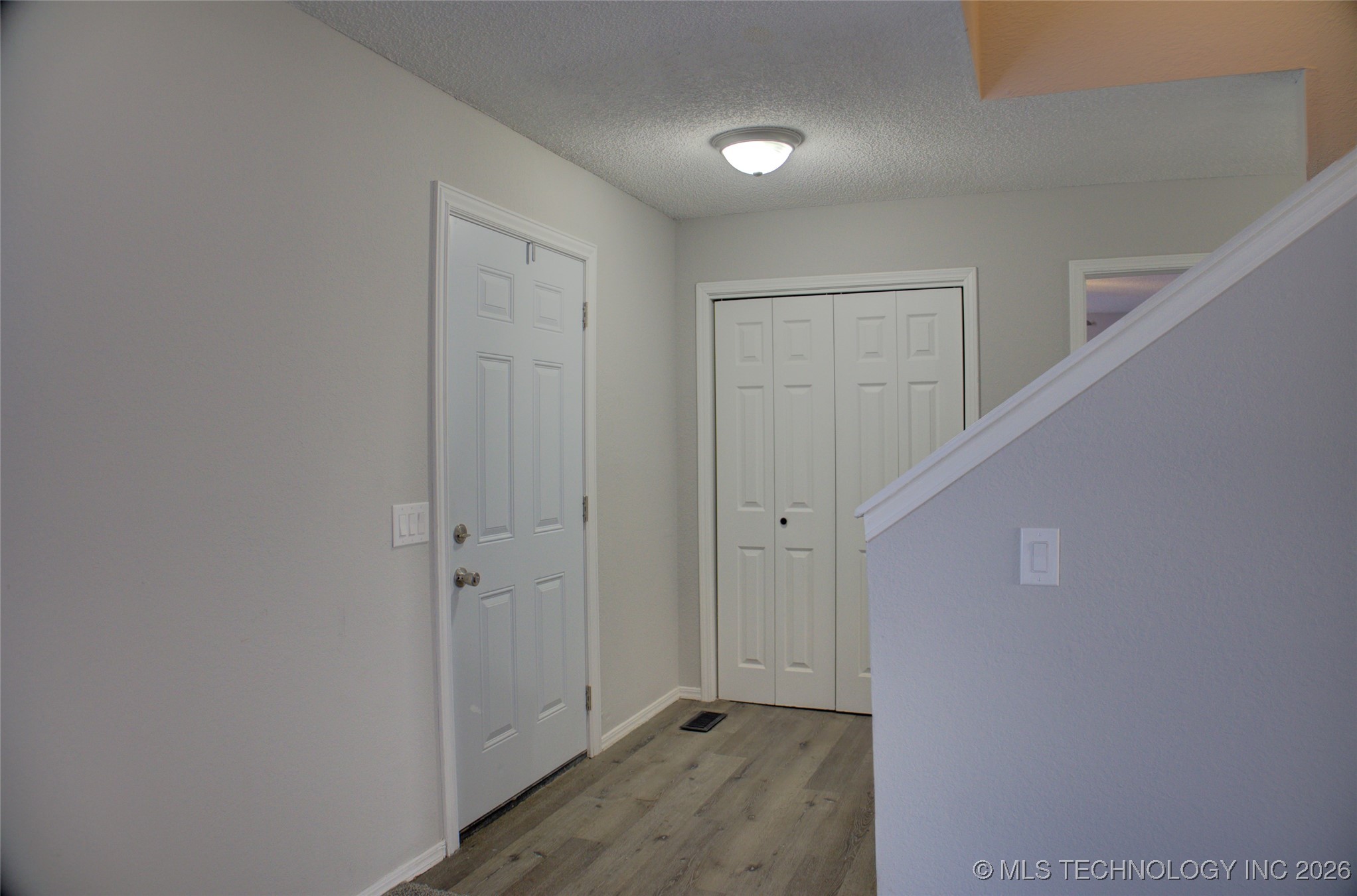 825 W Waco Street Property Photo 3