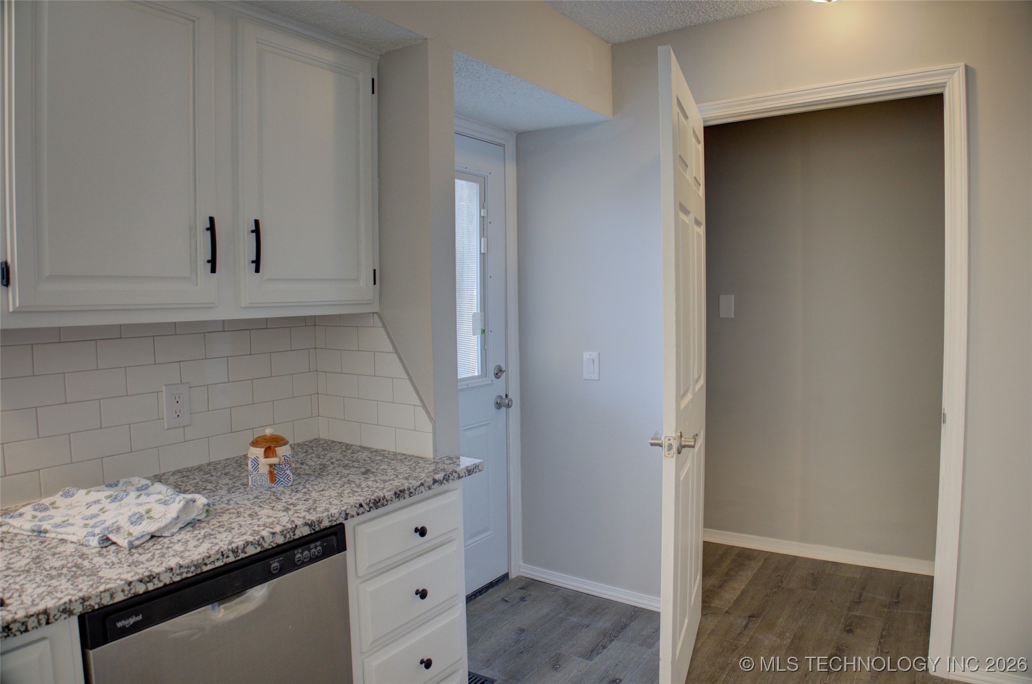 825 W Waco Street Property Photo 19