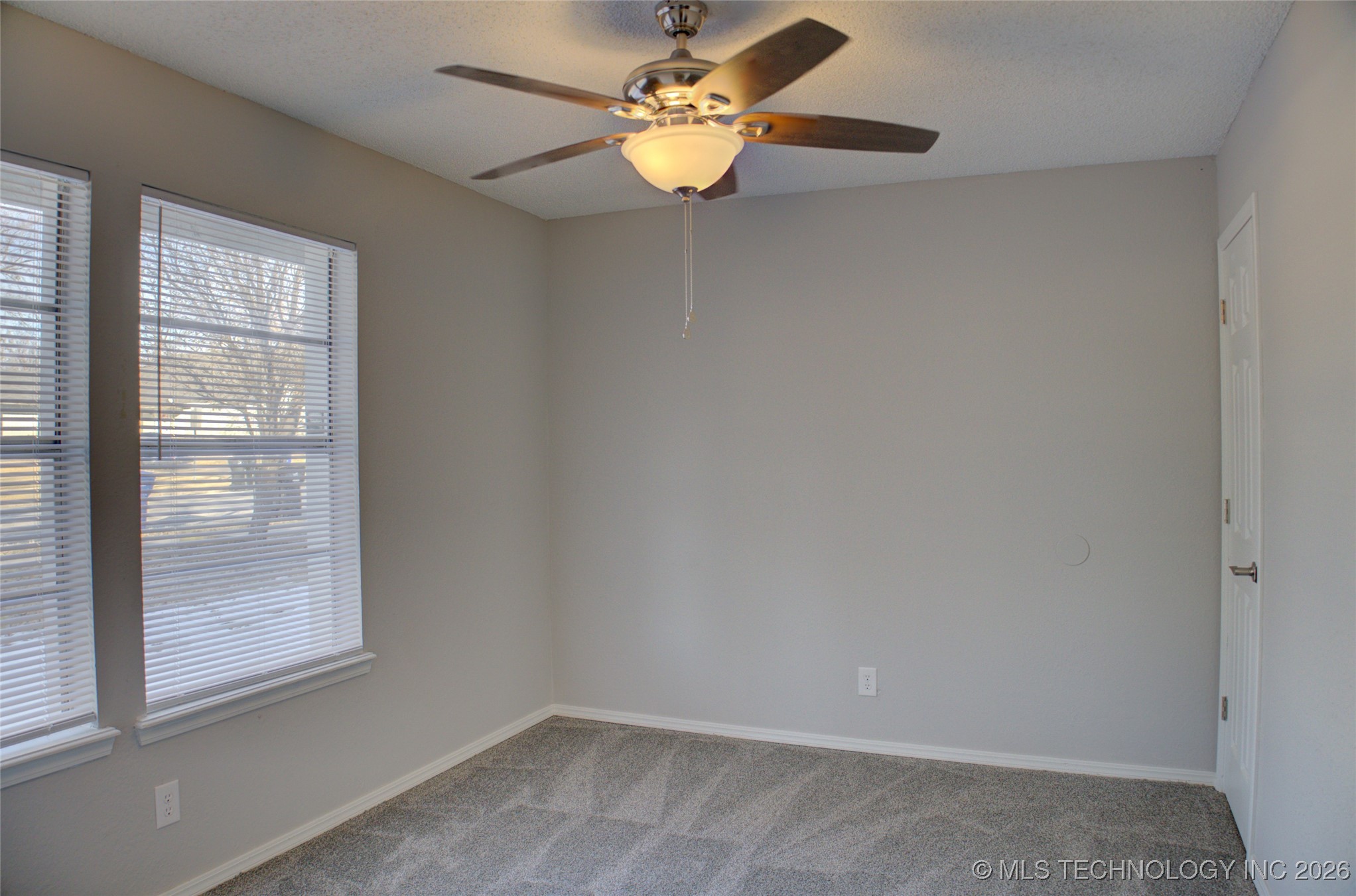 825 W Waco Street Property Photo 21