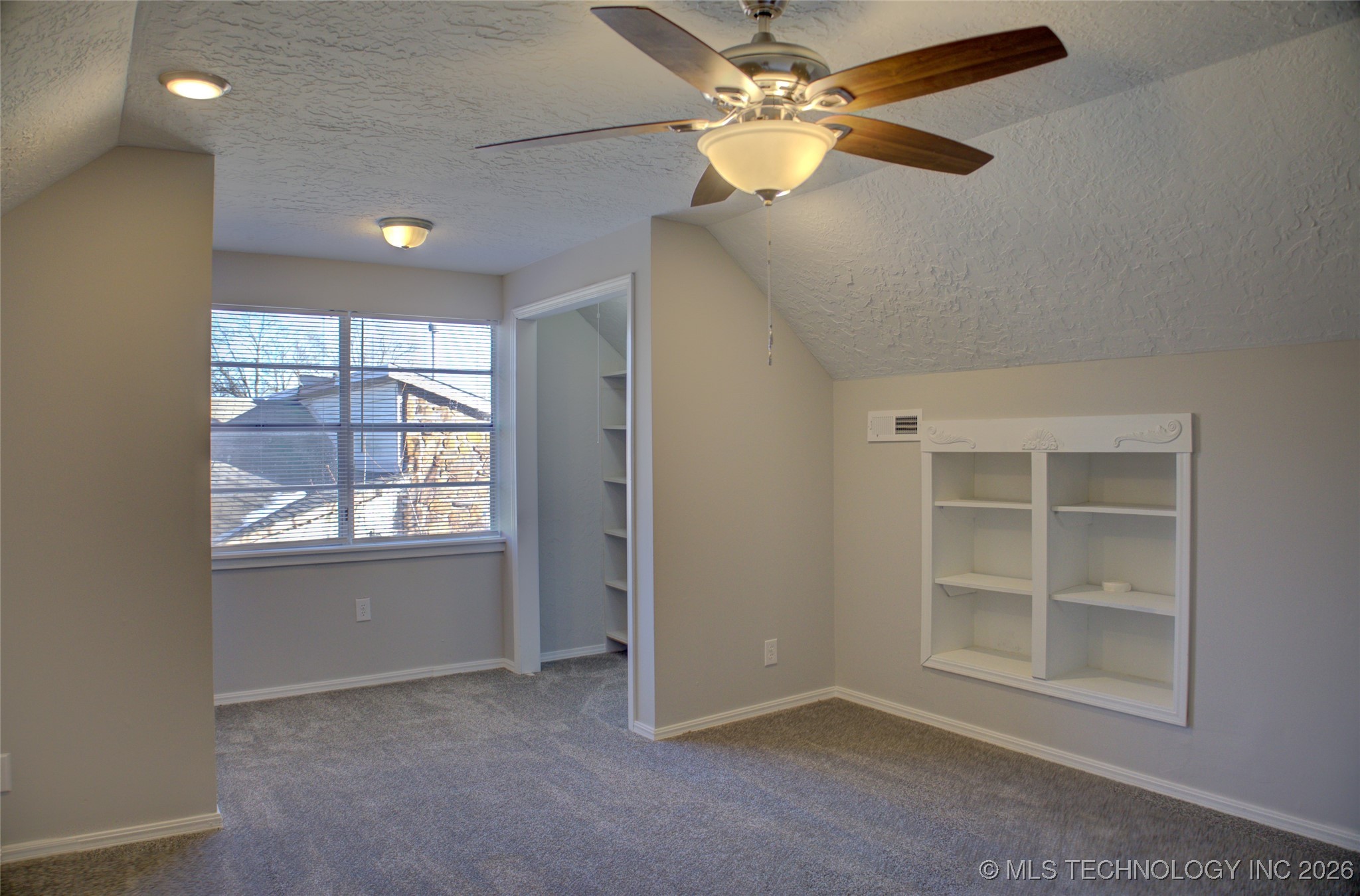 825 W Waco Street Property Photo 31