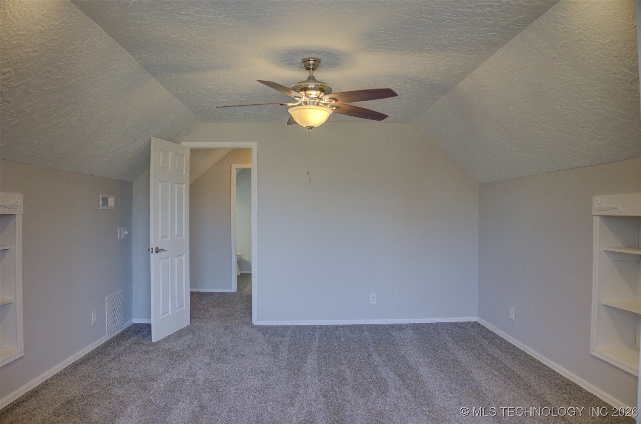 825 W Waco Street Property Photo 33