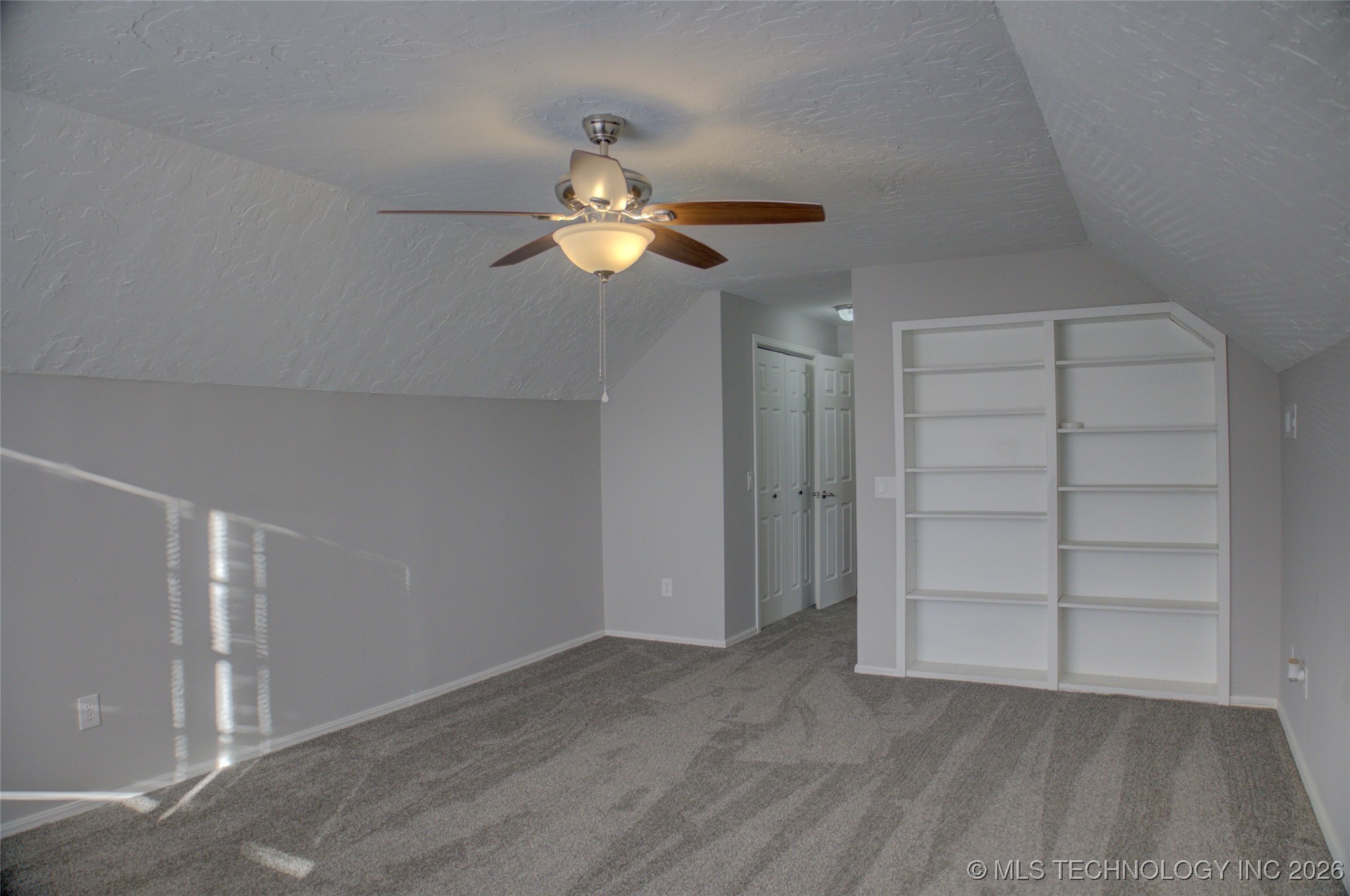 825 W Waco Street Property Photo 38