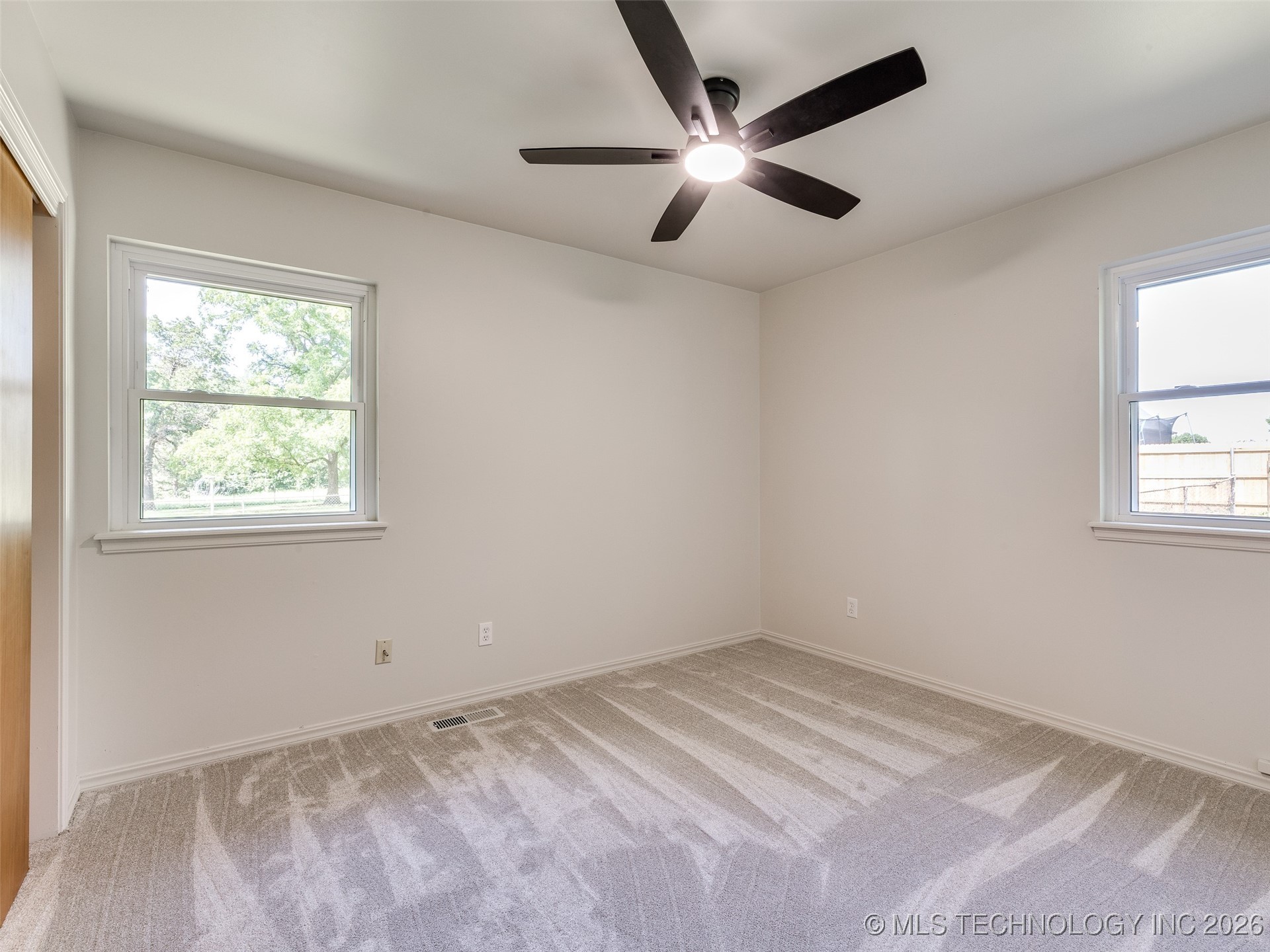 701 W 41st Street Property Photo 39