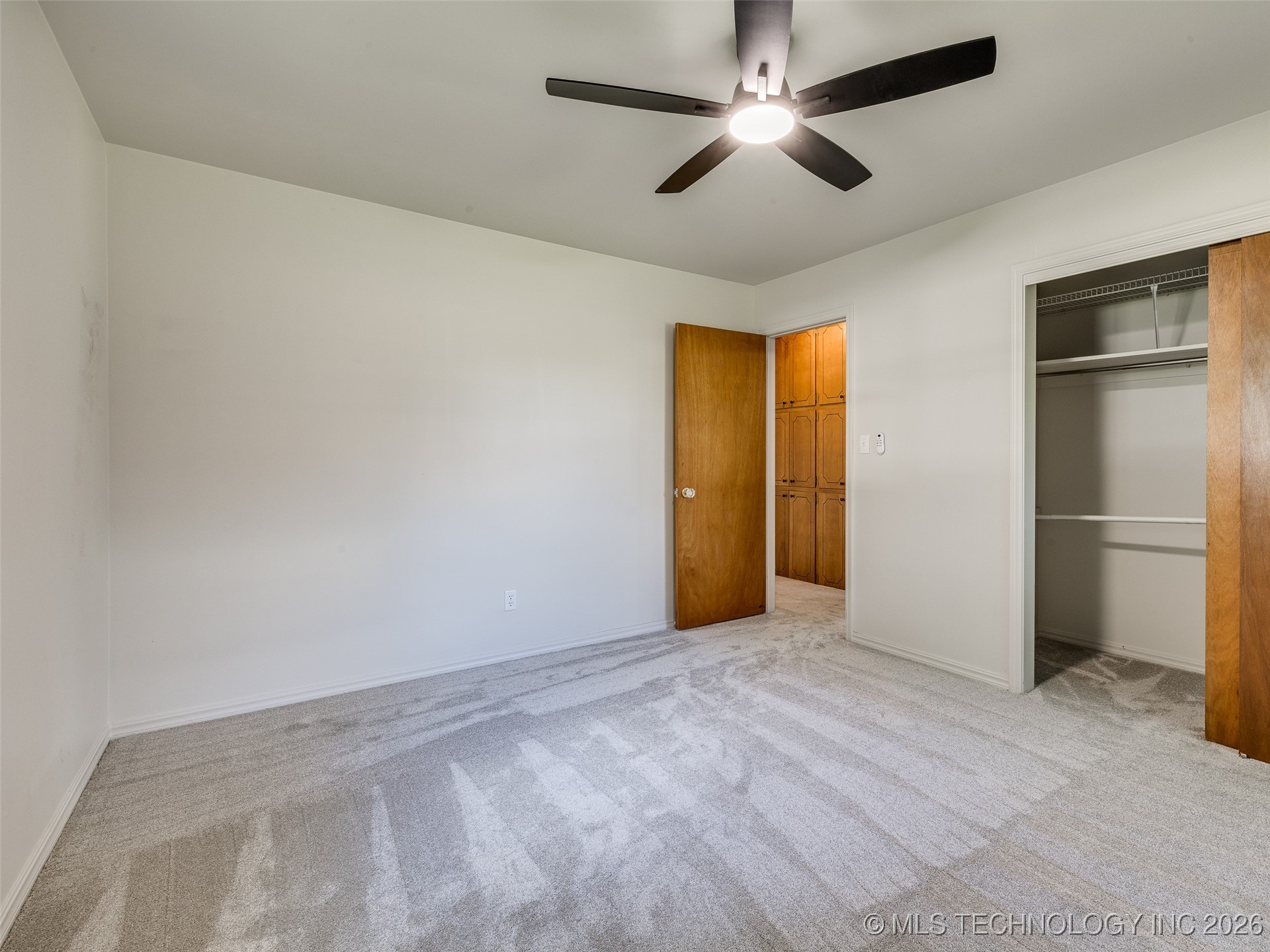 701 W 41st Street Property Photo 42