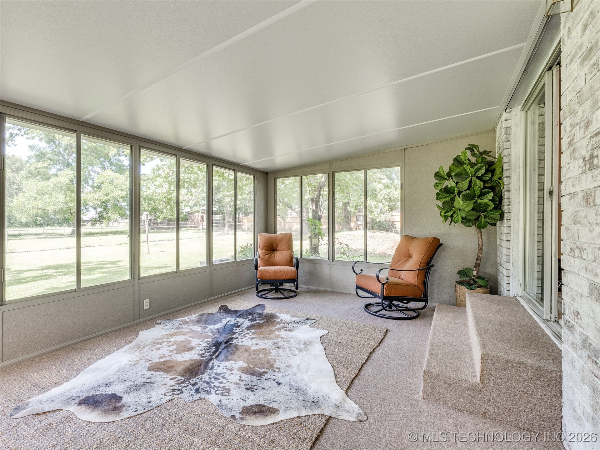 701 W 41st Street Property Photo 48