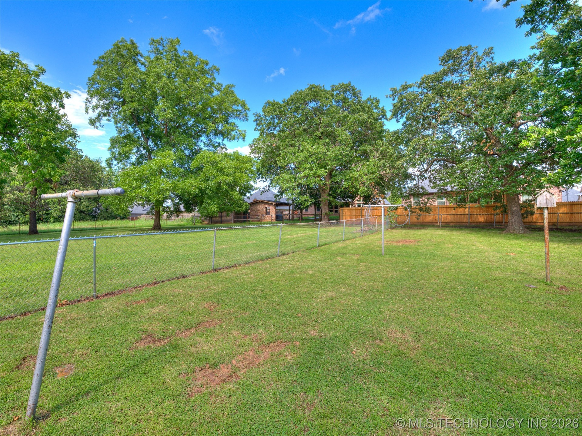 701 W 41st Street Property Photo 52