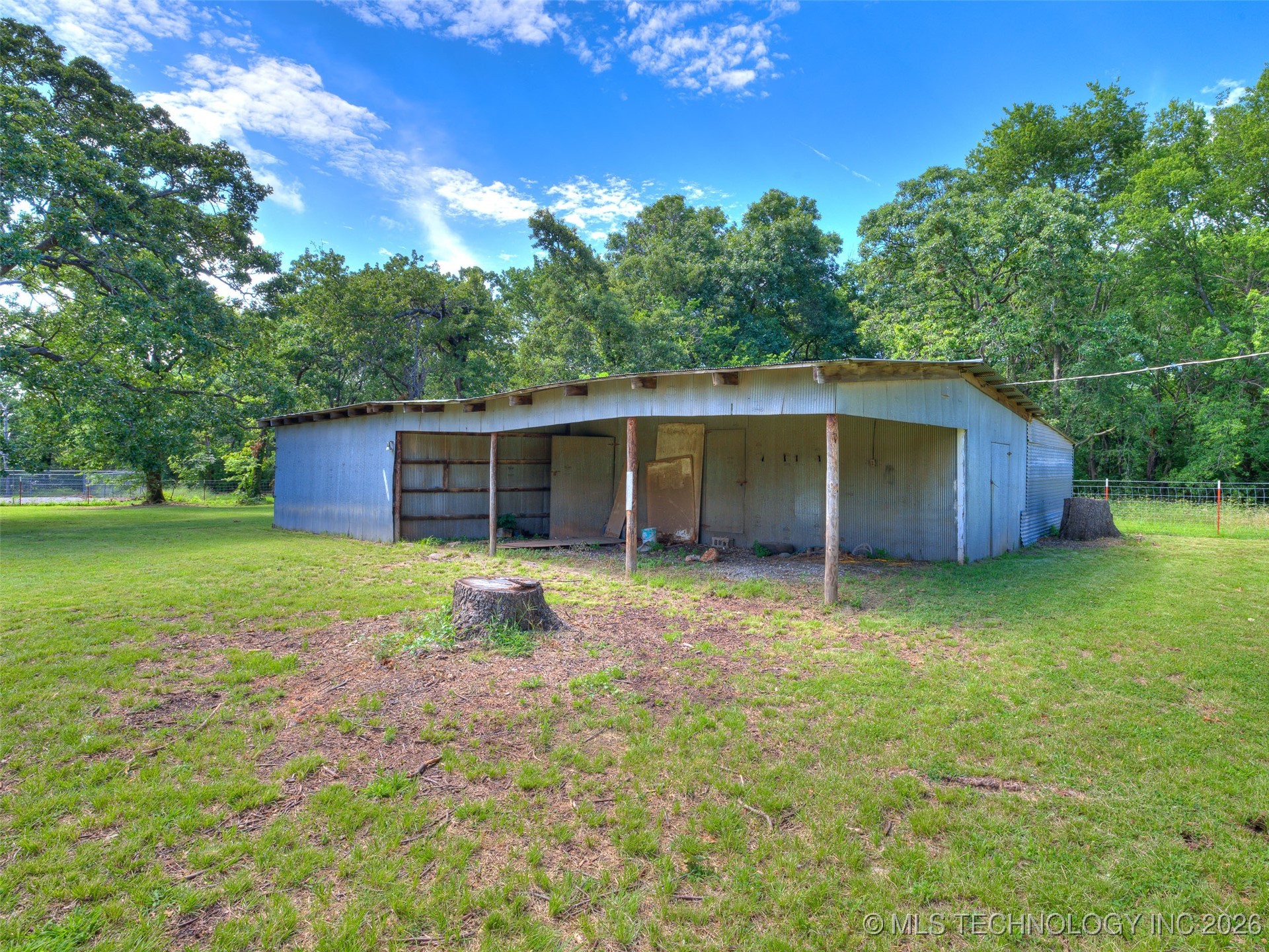 701 W 41st Street Property Photo 57