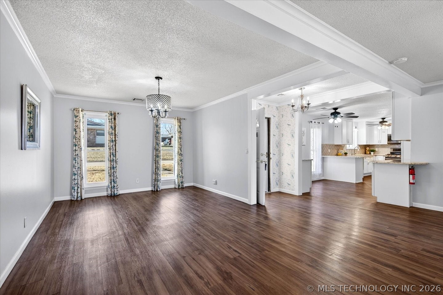 1224 Saddle Lane Property Photo 5