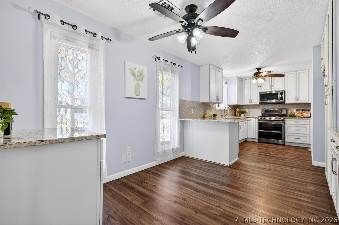 1224 Saddle Lane Property Photo 8