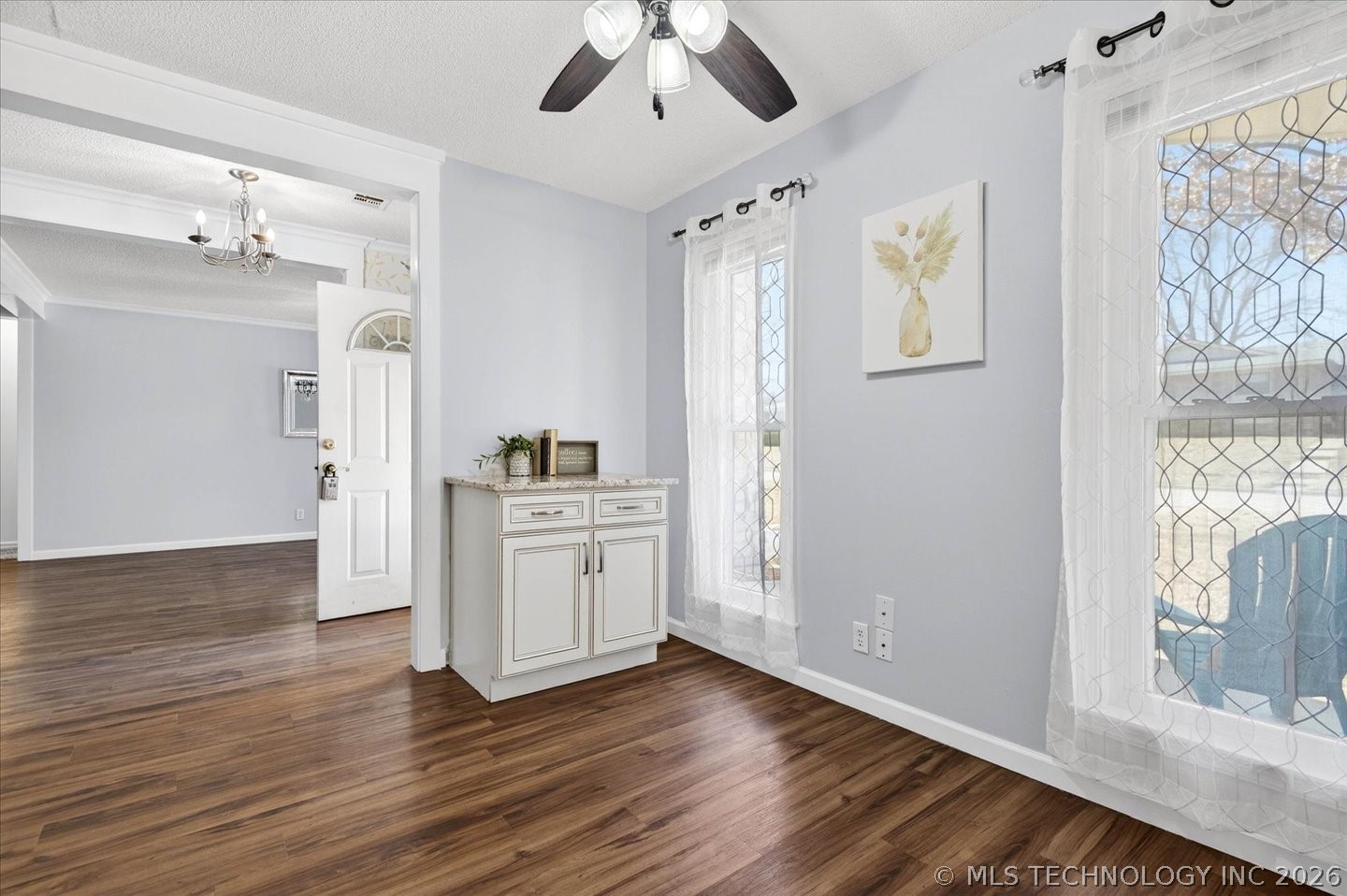 1224 Saddle Lane Property Photo 10