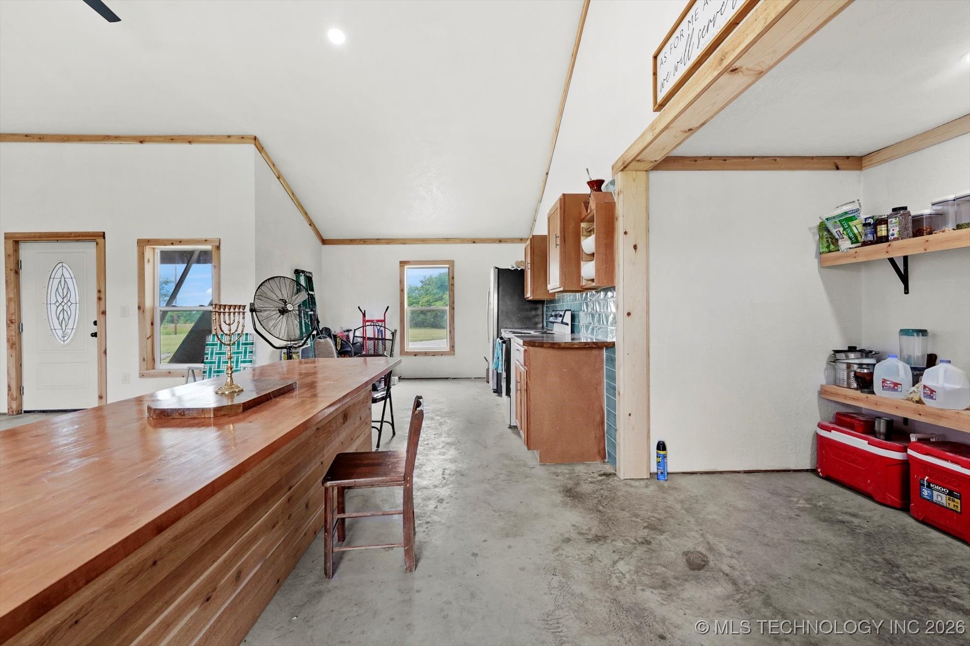 2200 N 166th Road Property Photo 13