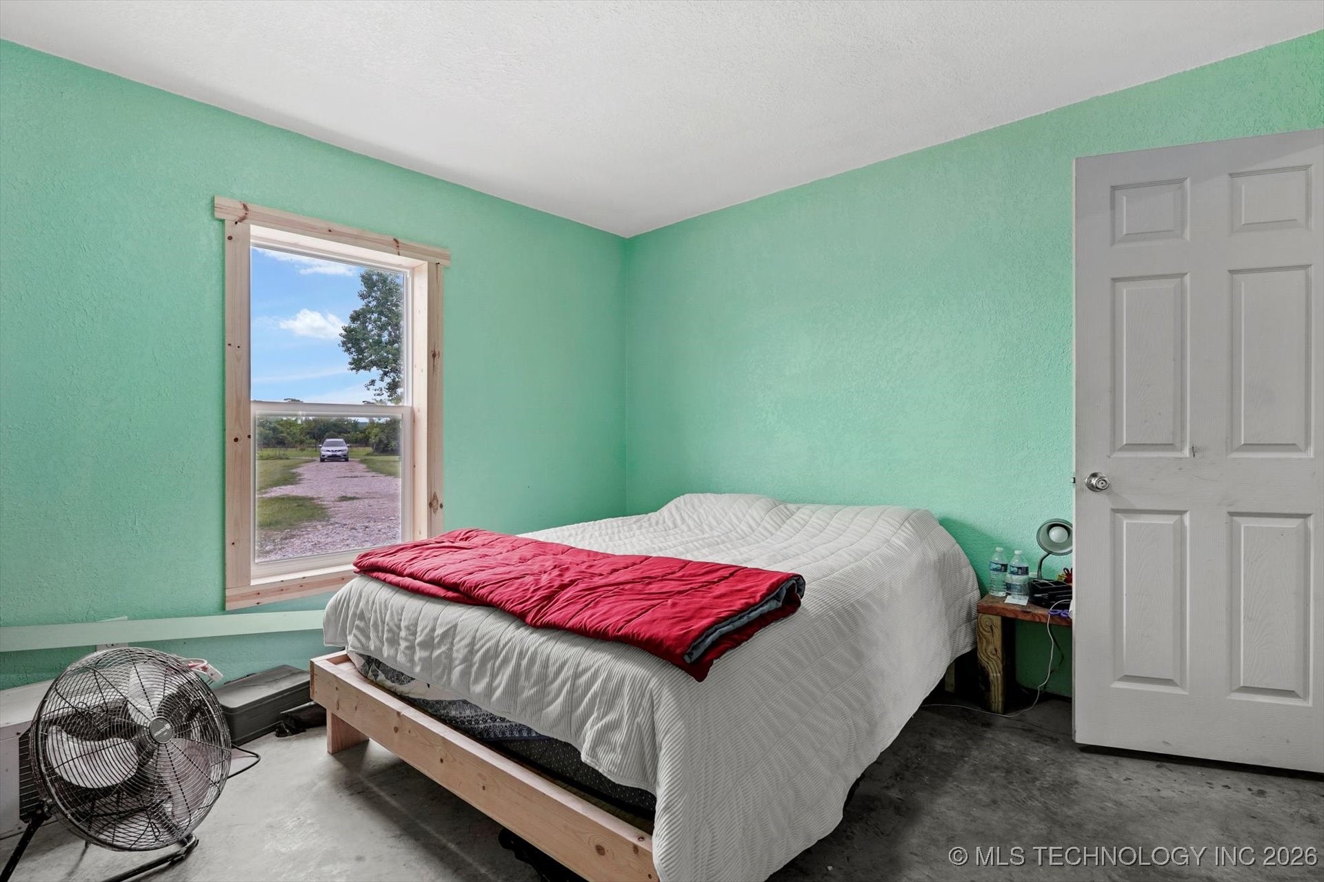 2200 N 166th Road Property Photo 15