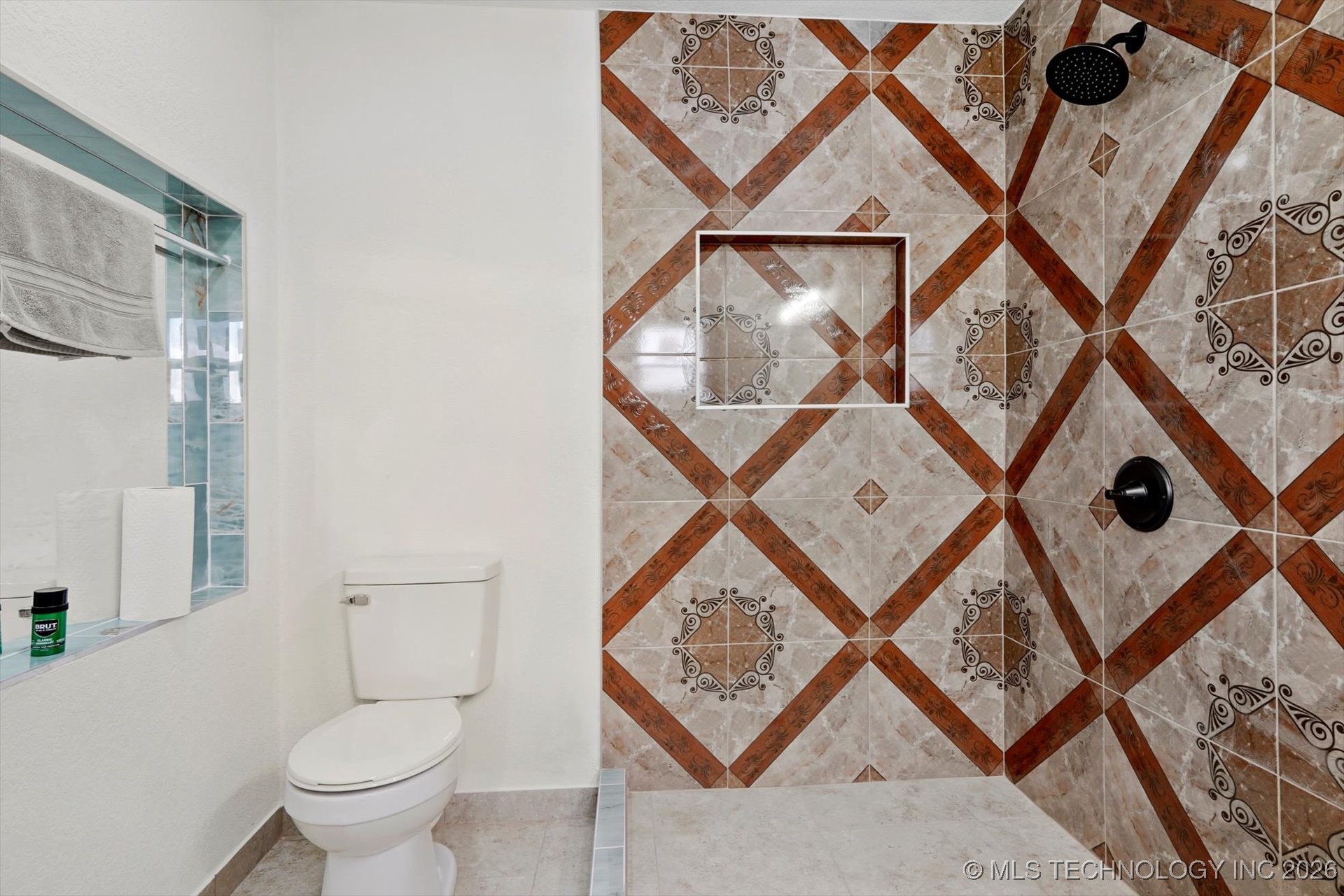 2200 N 166th Road Property Photo 17