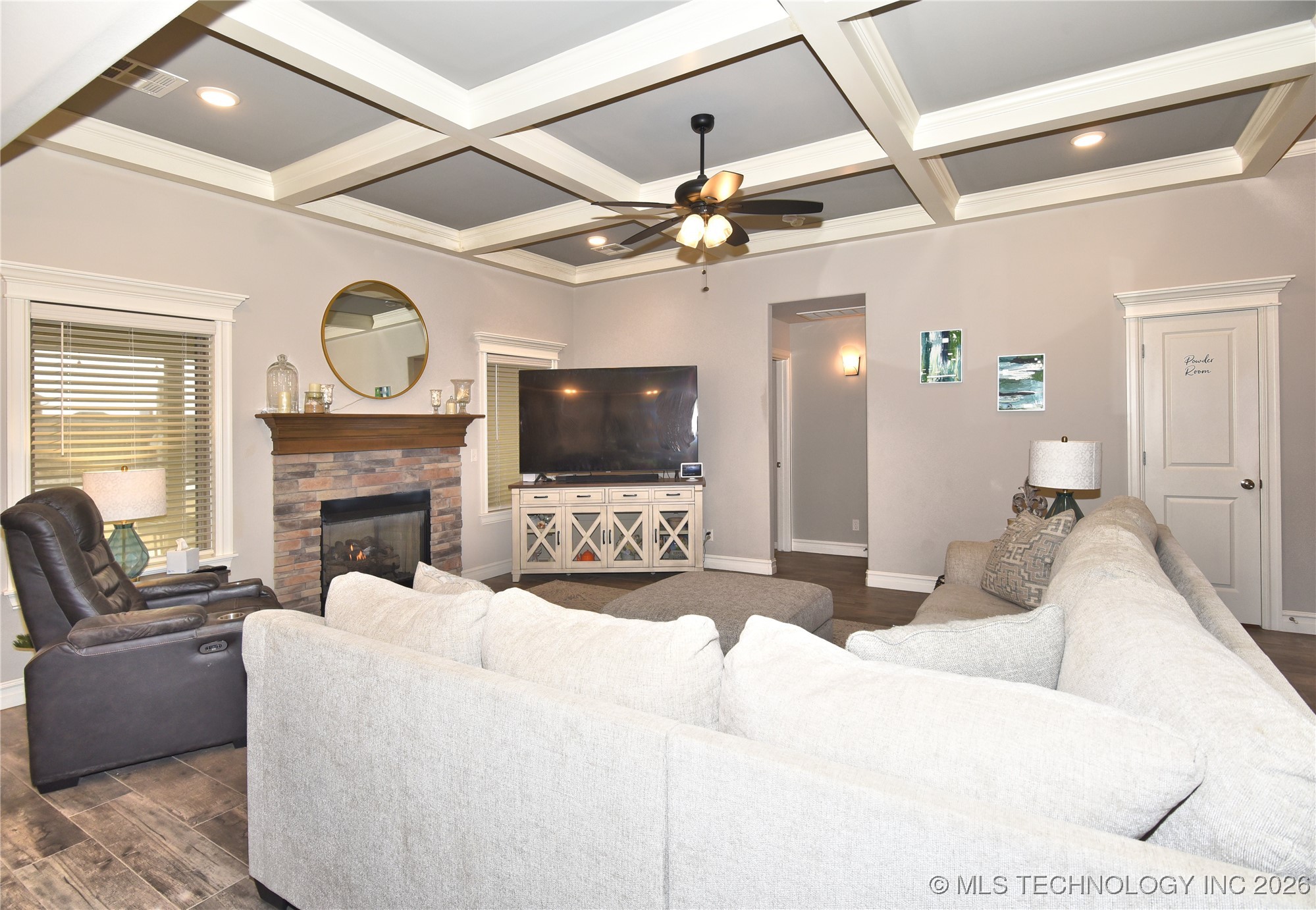 12713 N 42nd East Avenue Property Photo 12