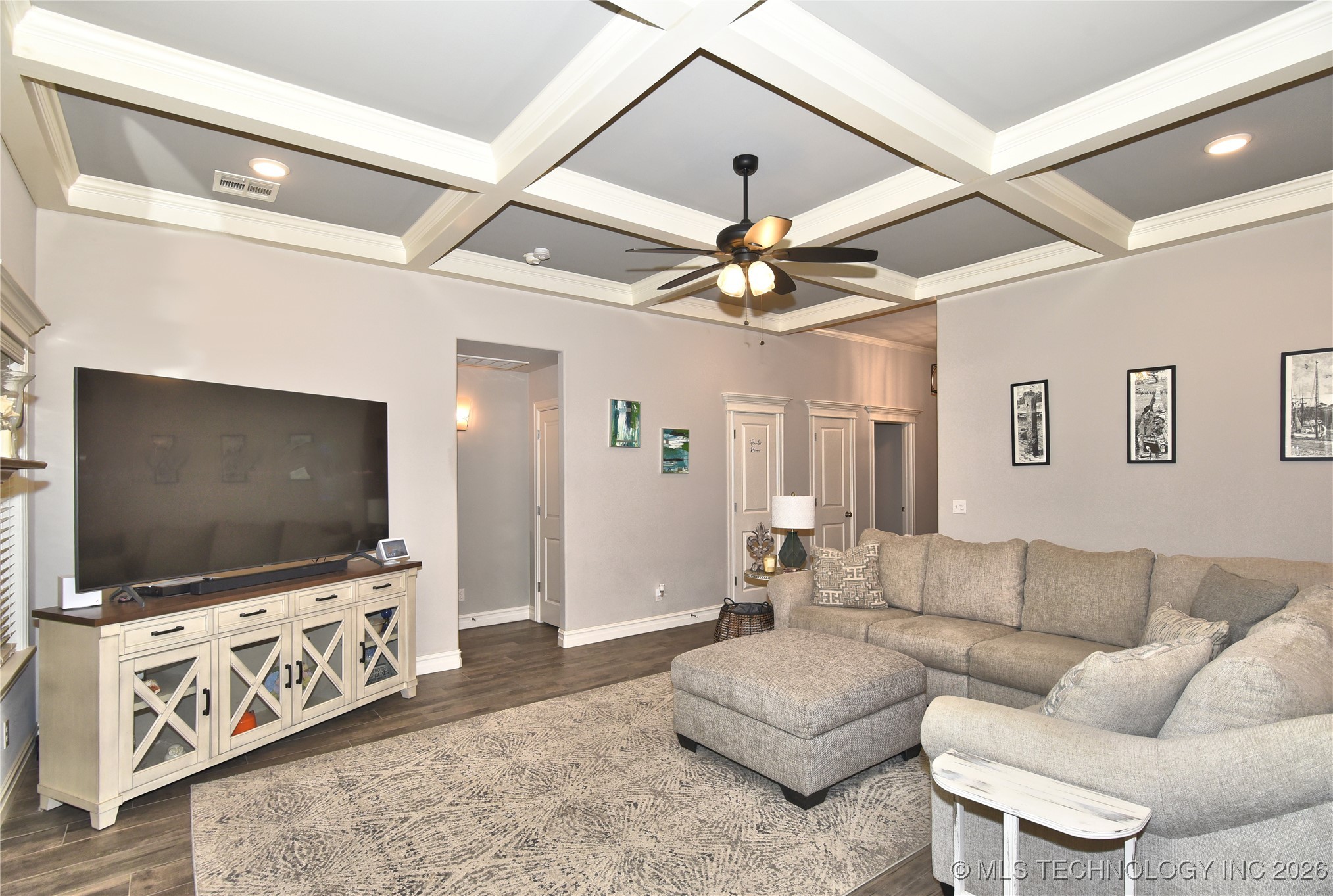 12713 N 42nd East Avenue Property Photo 13