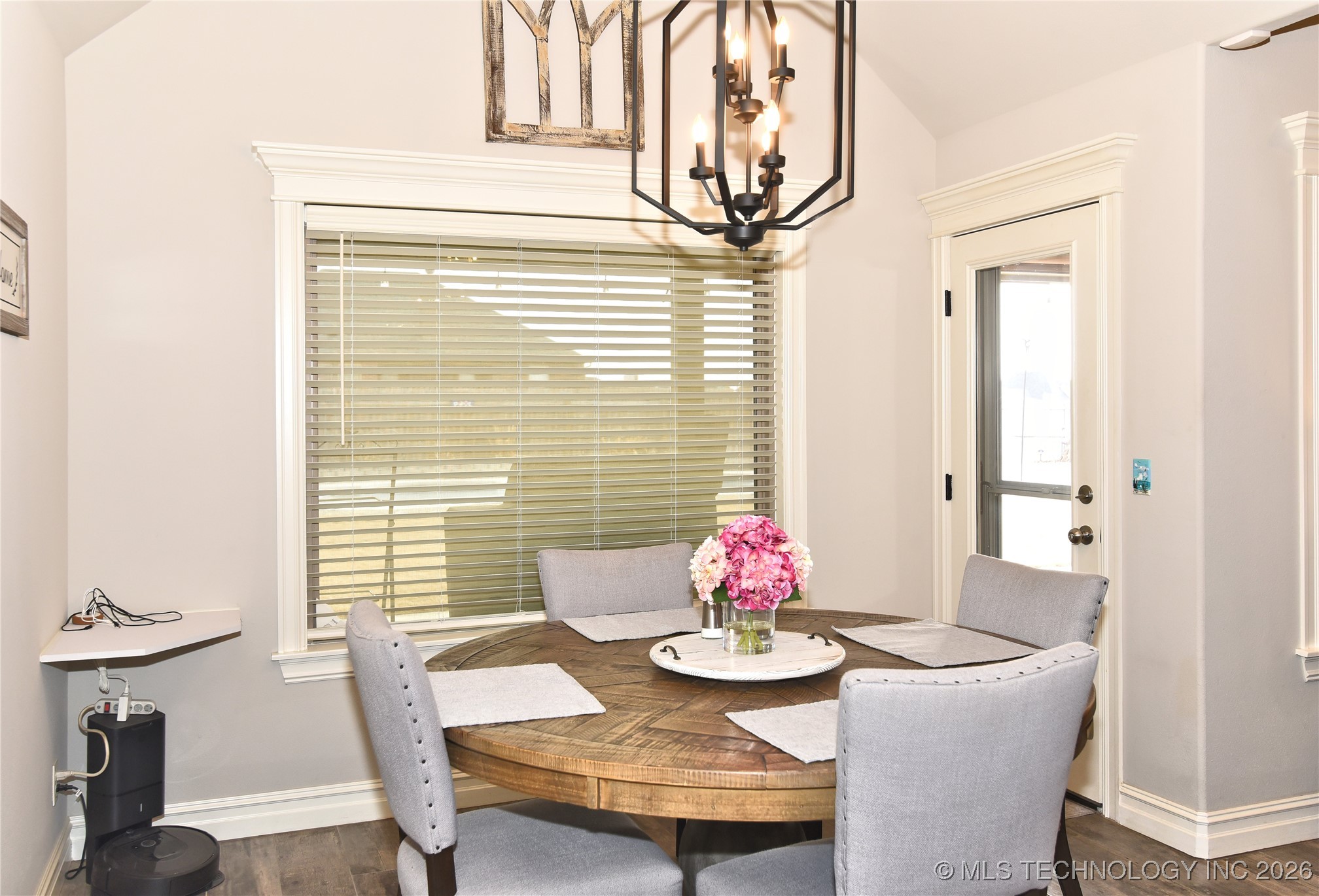 12713 N 42nd East Avenue Property Photo 19