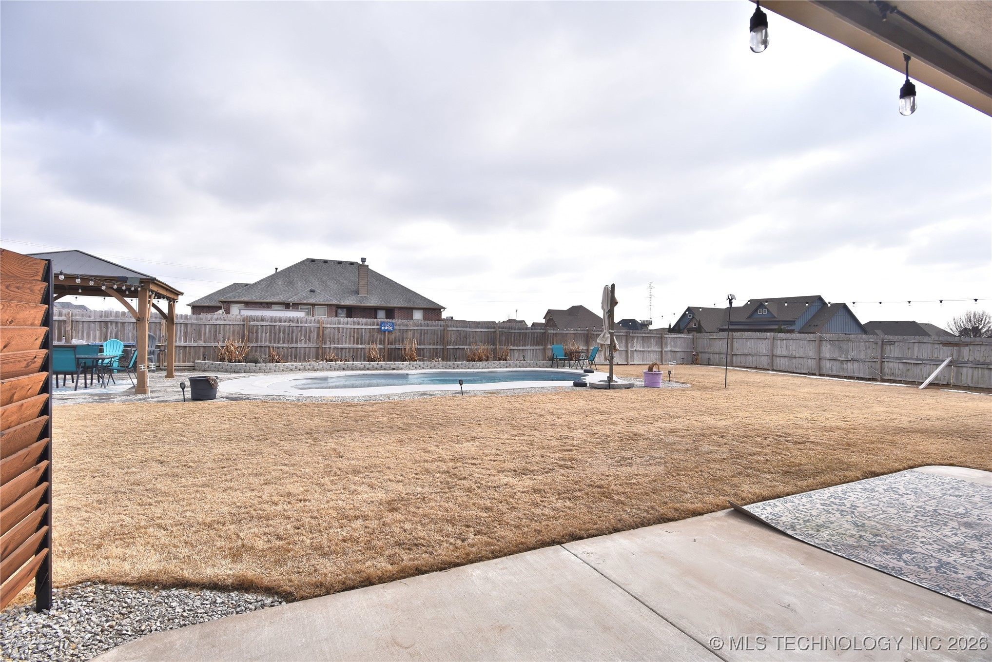 12713 N 42nd East Avenue Property Photo 40