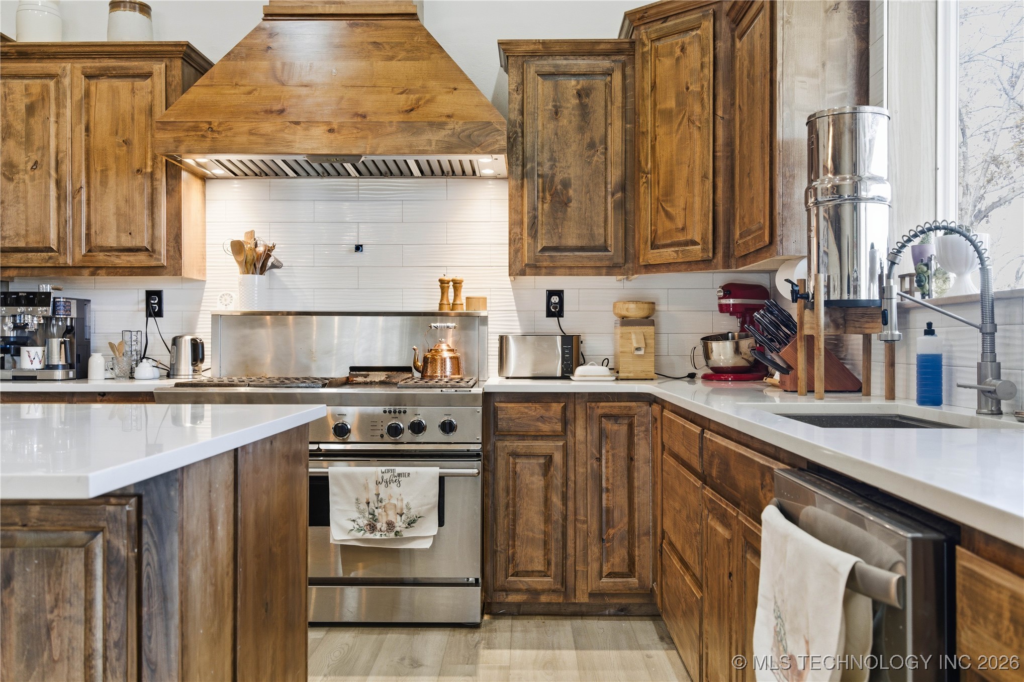 214 Shady Lane Property Photo 11