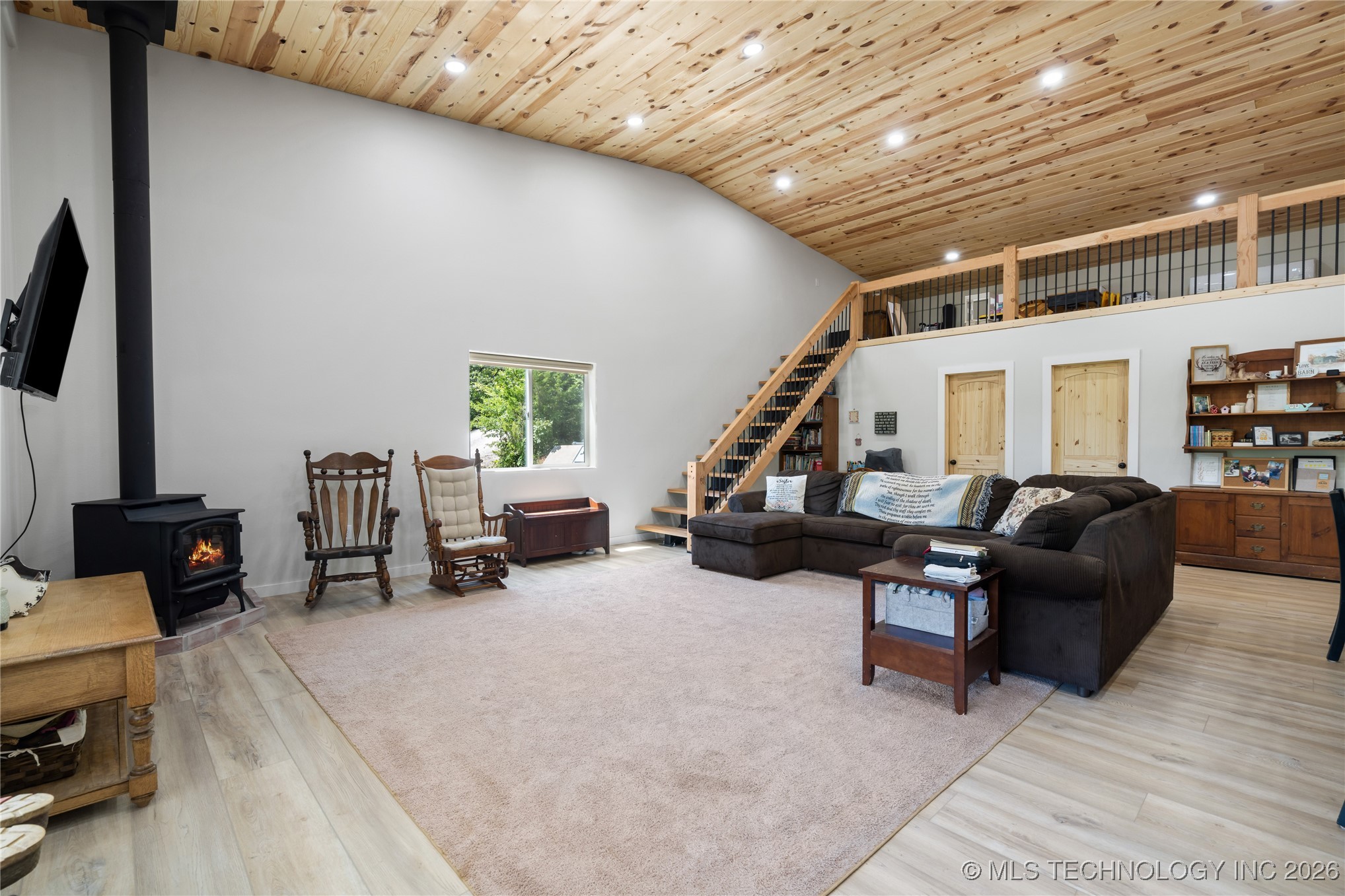 214 Shady Lane Property Photo 16