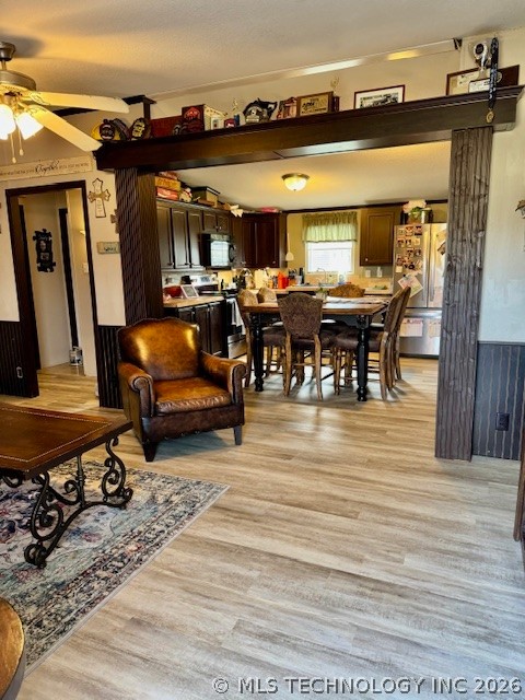 509 N Willis Property Photo 3