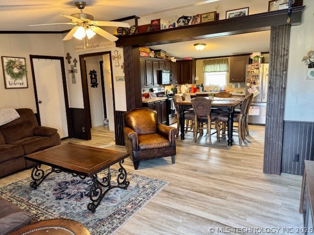 509 N Willis Property Photo 4