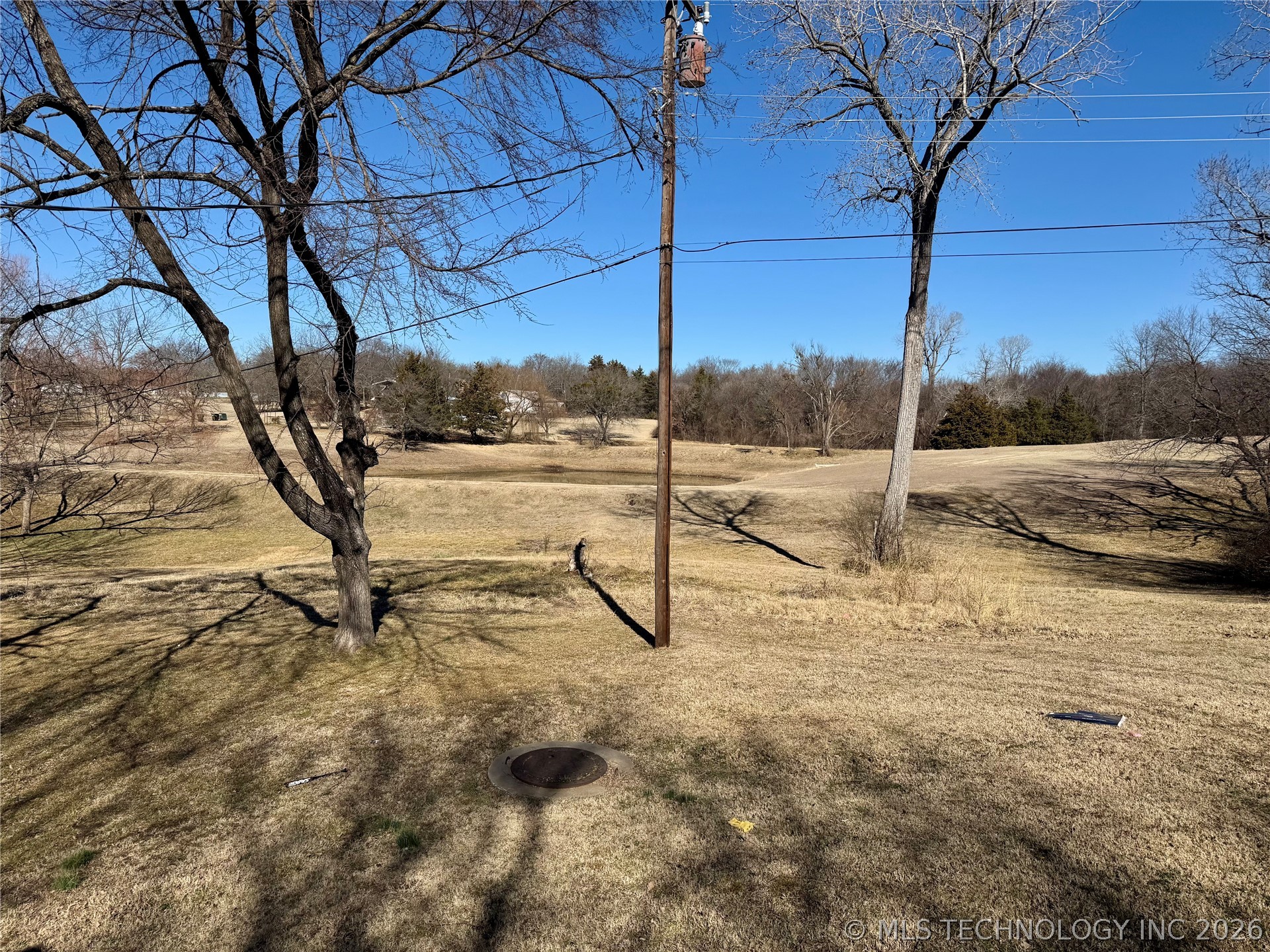 509 N Willis Property Photo 19