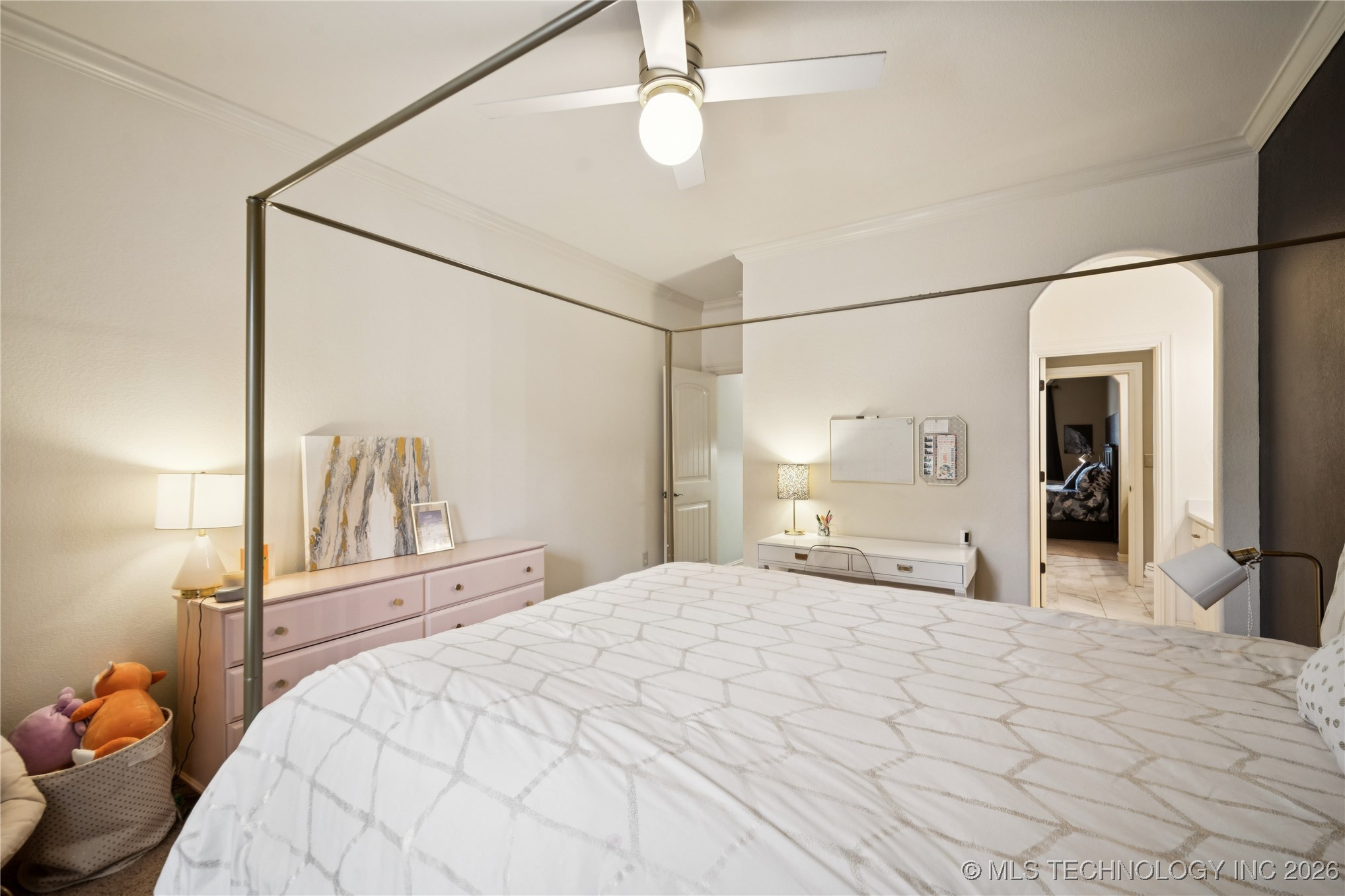 10926 S 77th Avenue E Property Photo 22