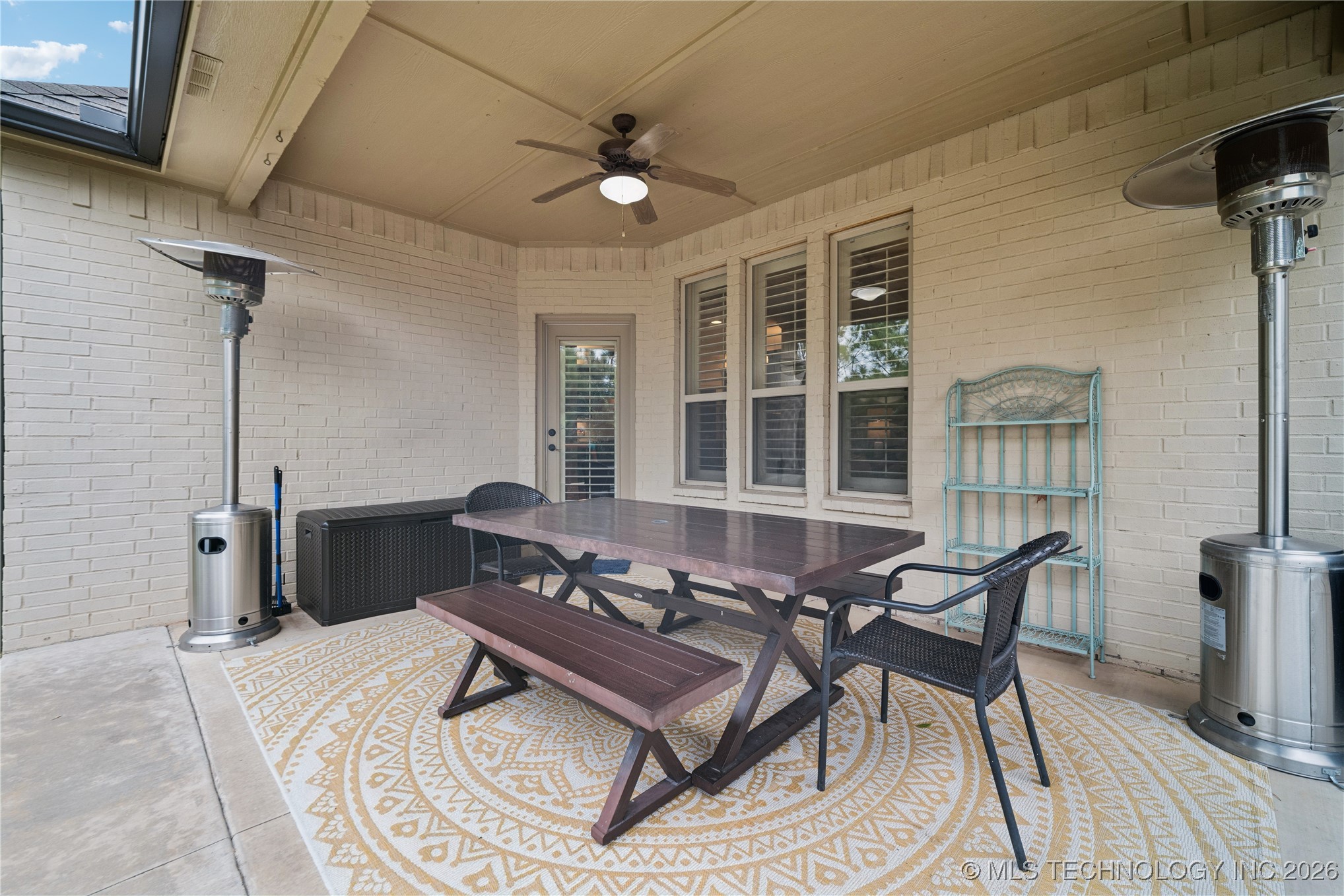 10926 S 77th Avenue E Property Photo 32