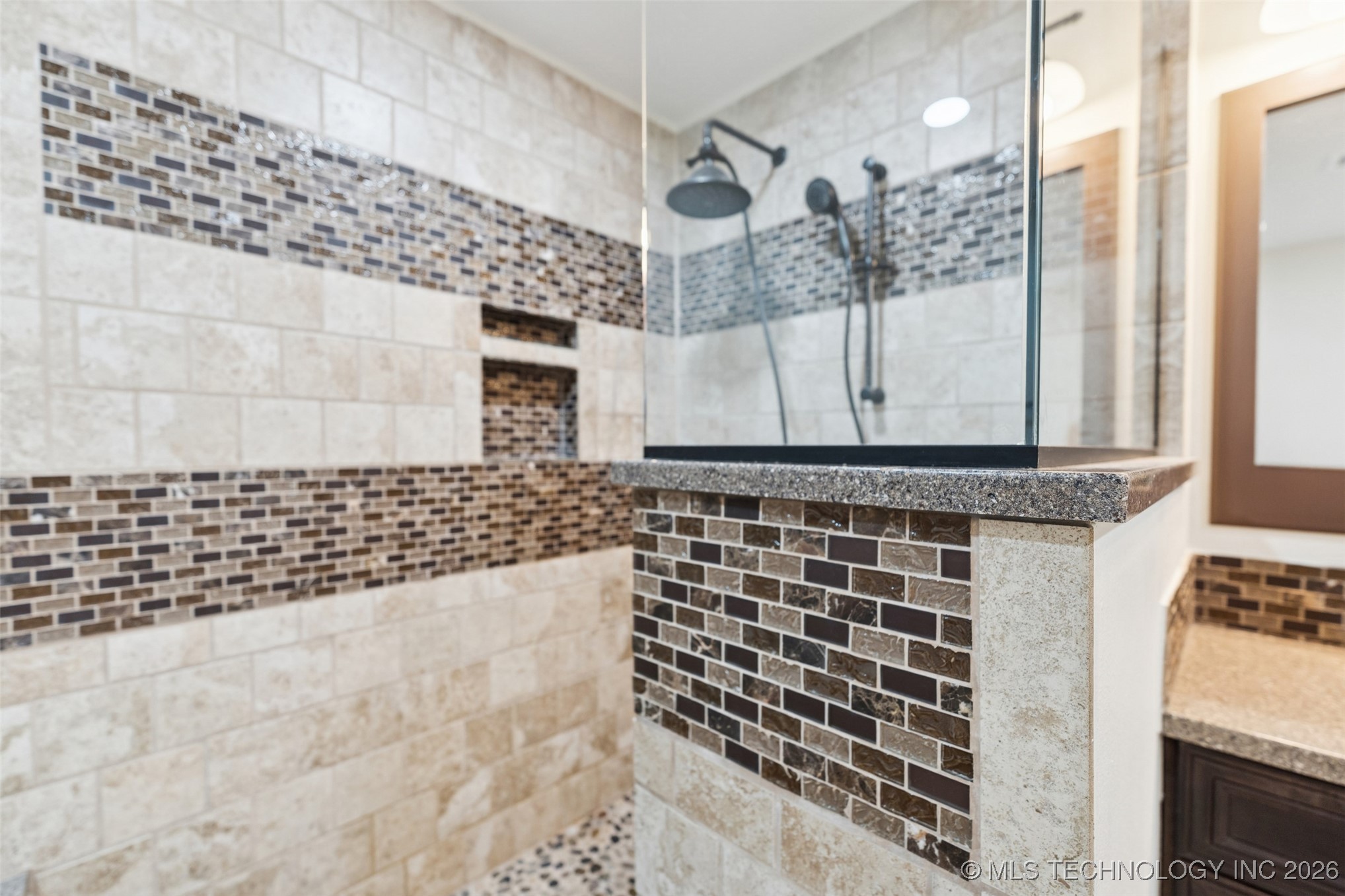 17065 Honeysuckle Lane Property Photo 26