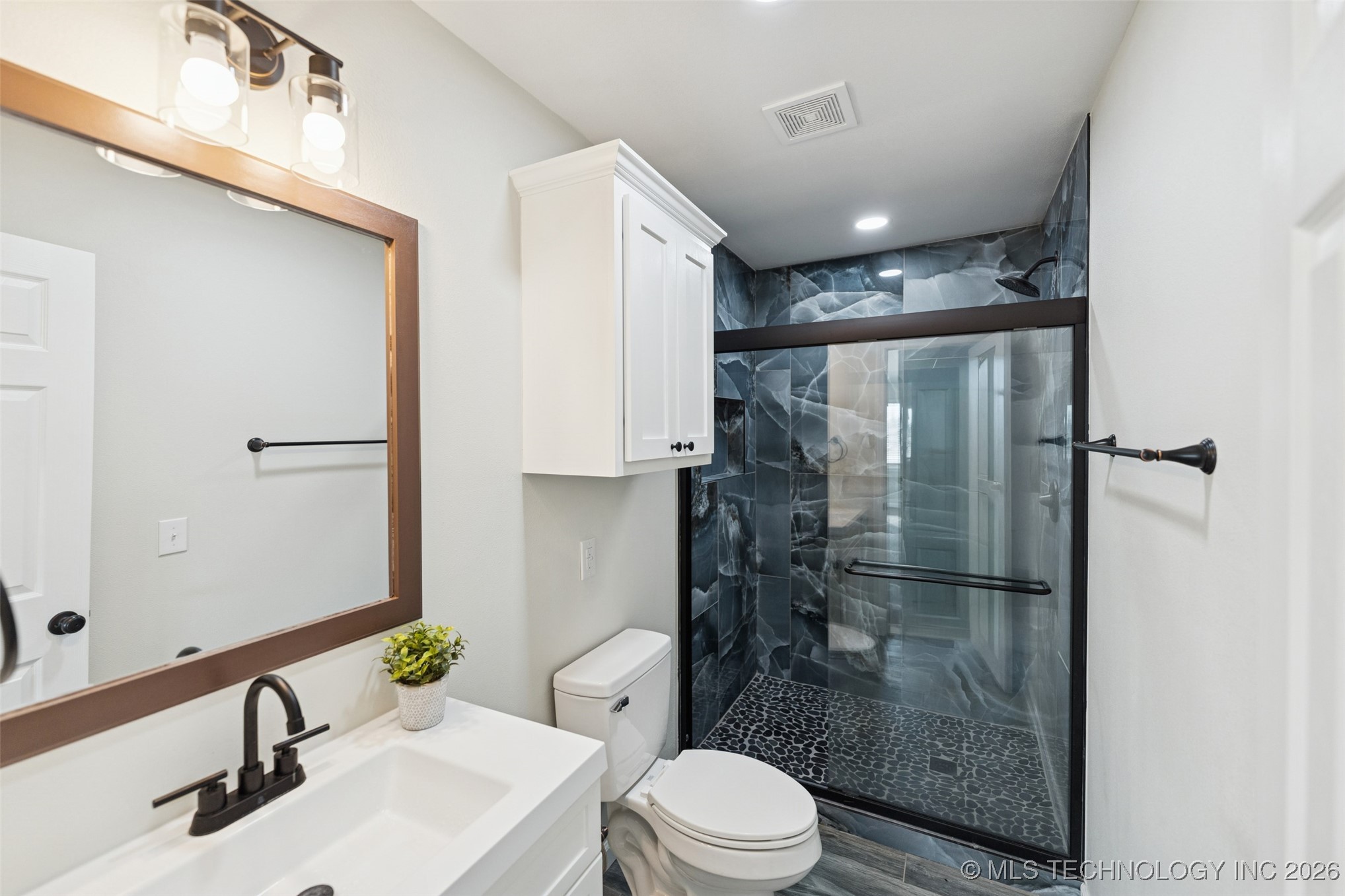 17065 Honeysuckle Lane Property Photo 36