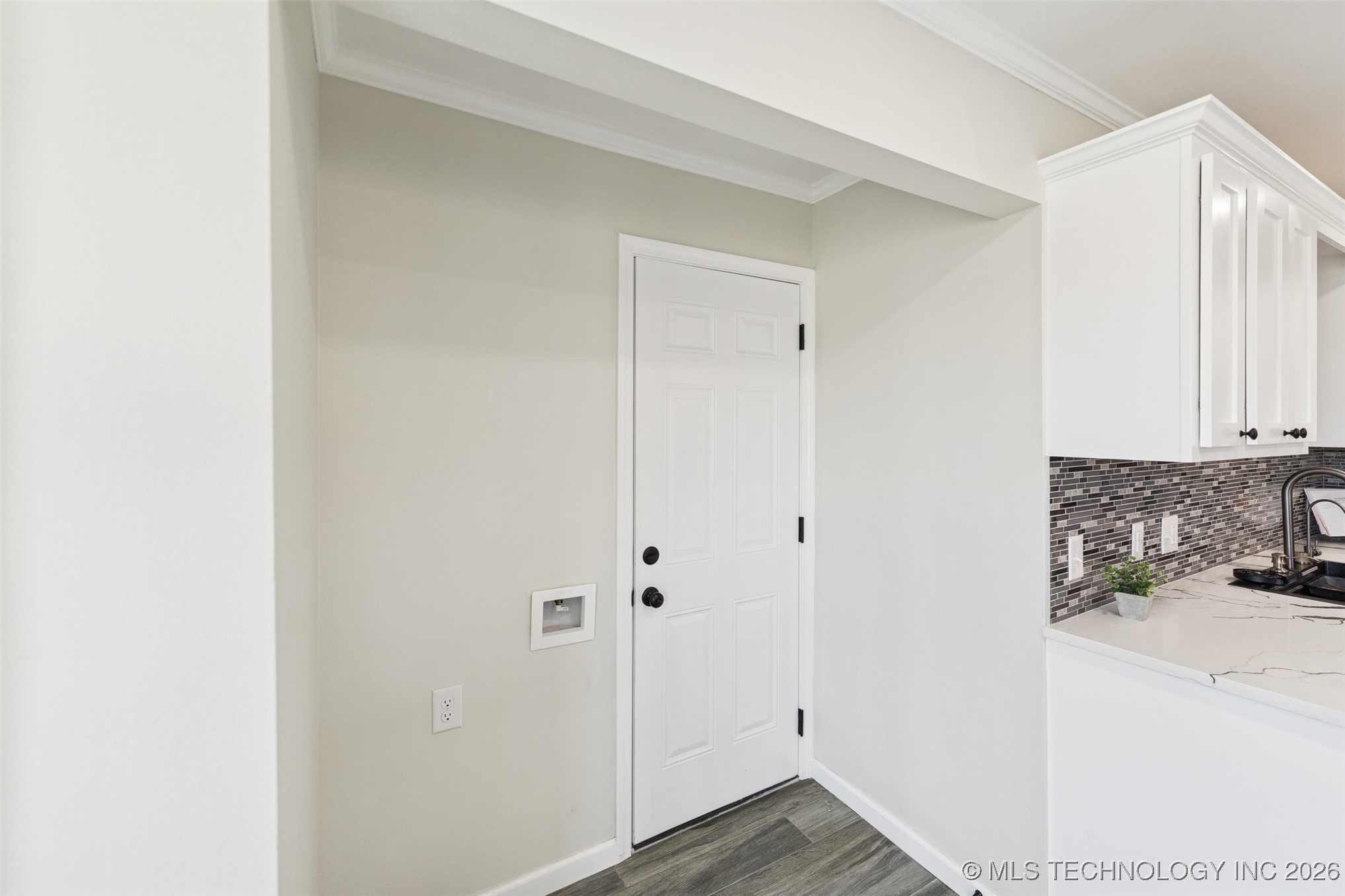 17065 Honeysuckle Lane Property Photo 41